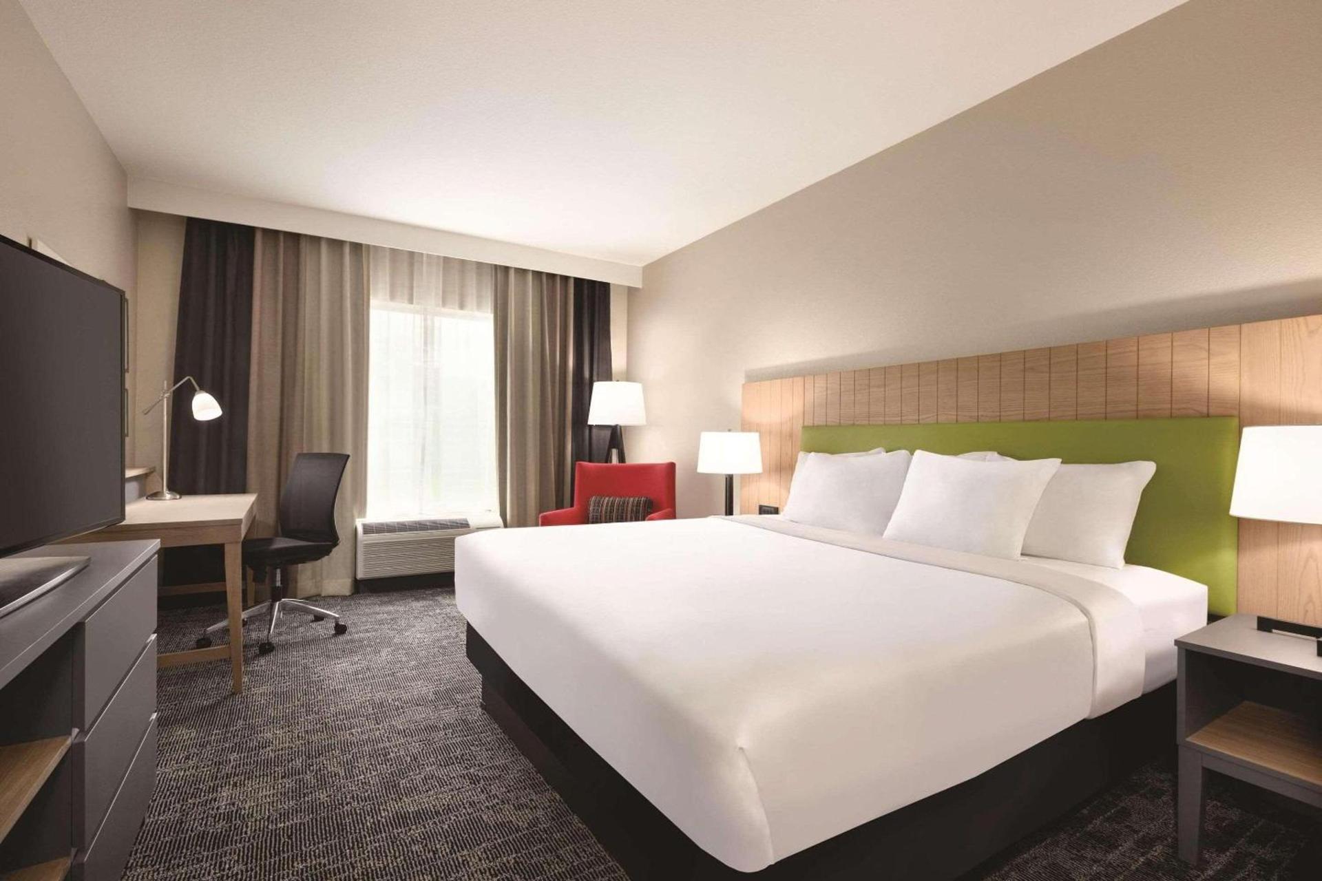 Country Inn & Suites by Radisson, Macon West, GA photo 6