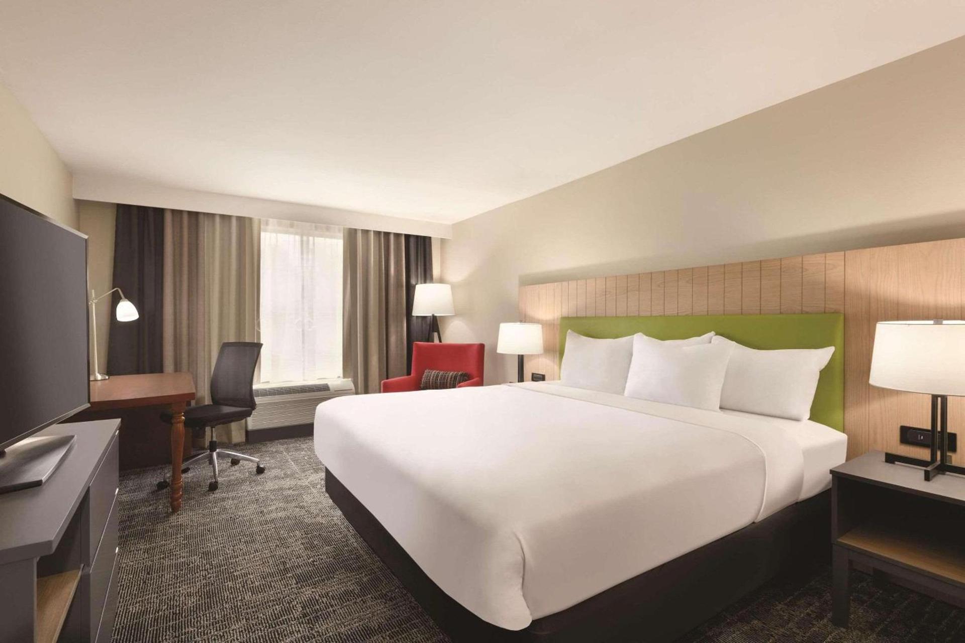 Country Inn & Suites by Radisson, Macon West, GA photo 8