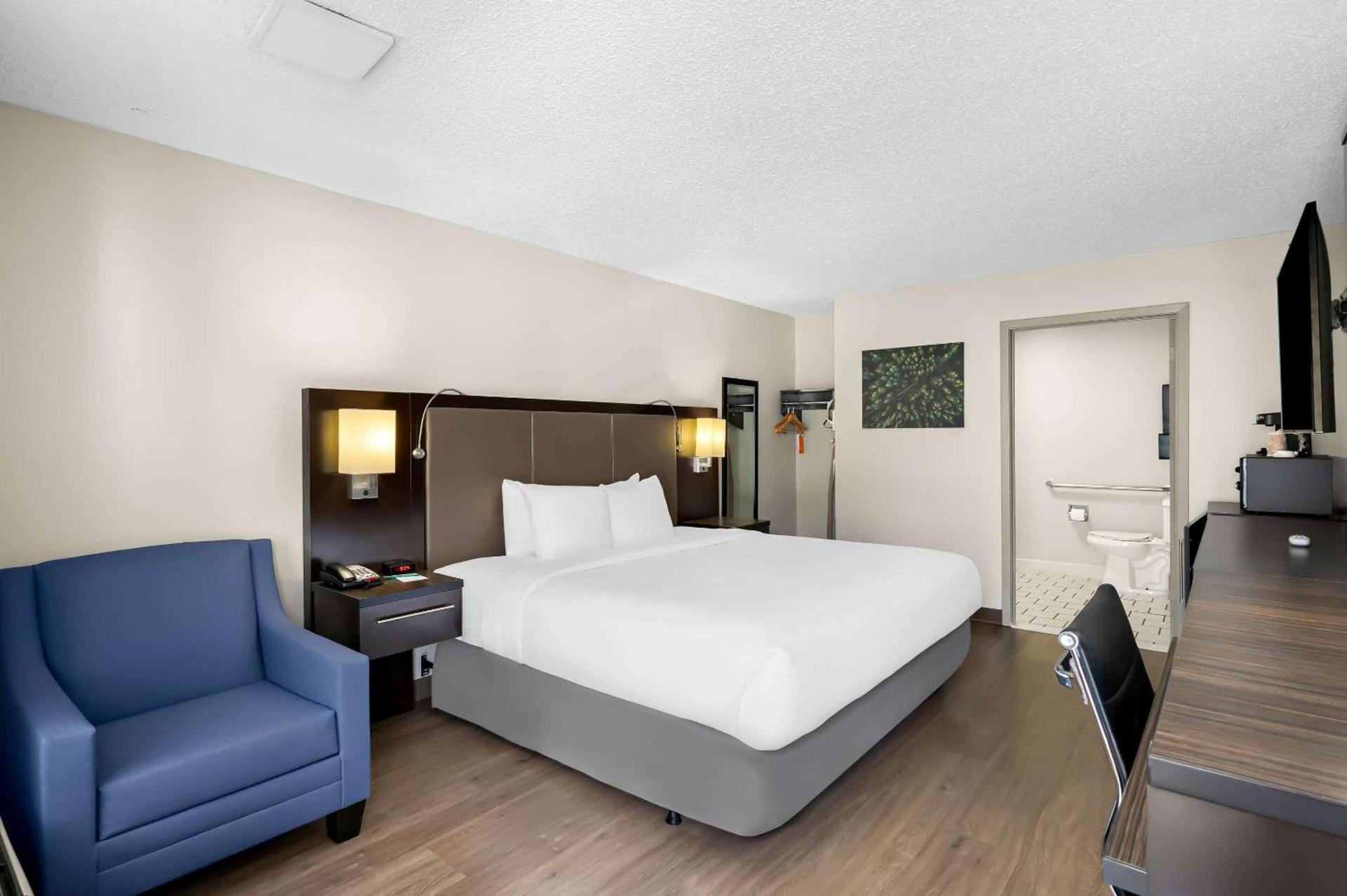 Quality Inn & Suites Monticello photo 8