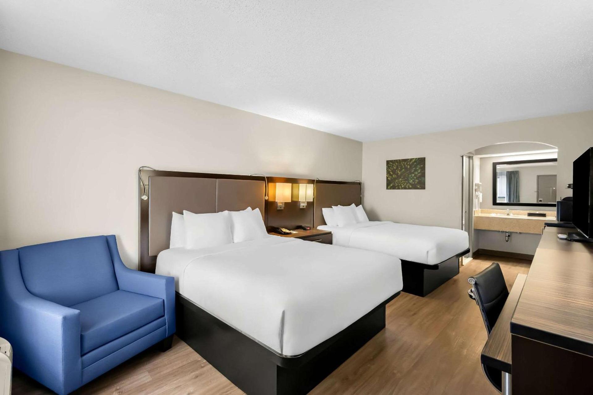 Quality Inn & Suites Monticello photo 12