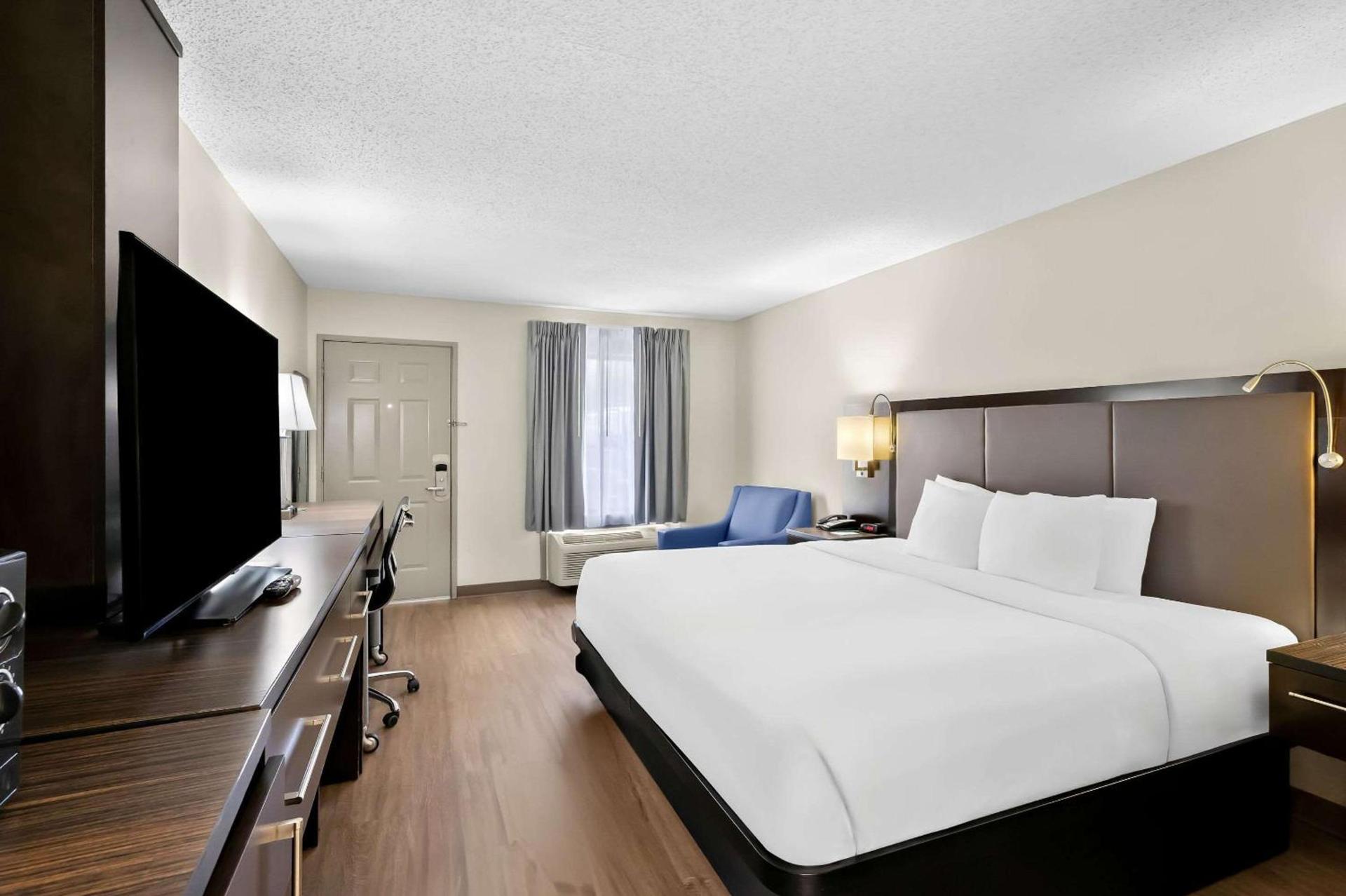 Quality Inn & Suites Monticello photo 17