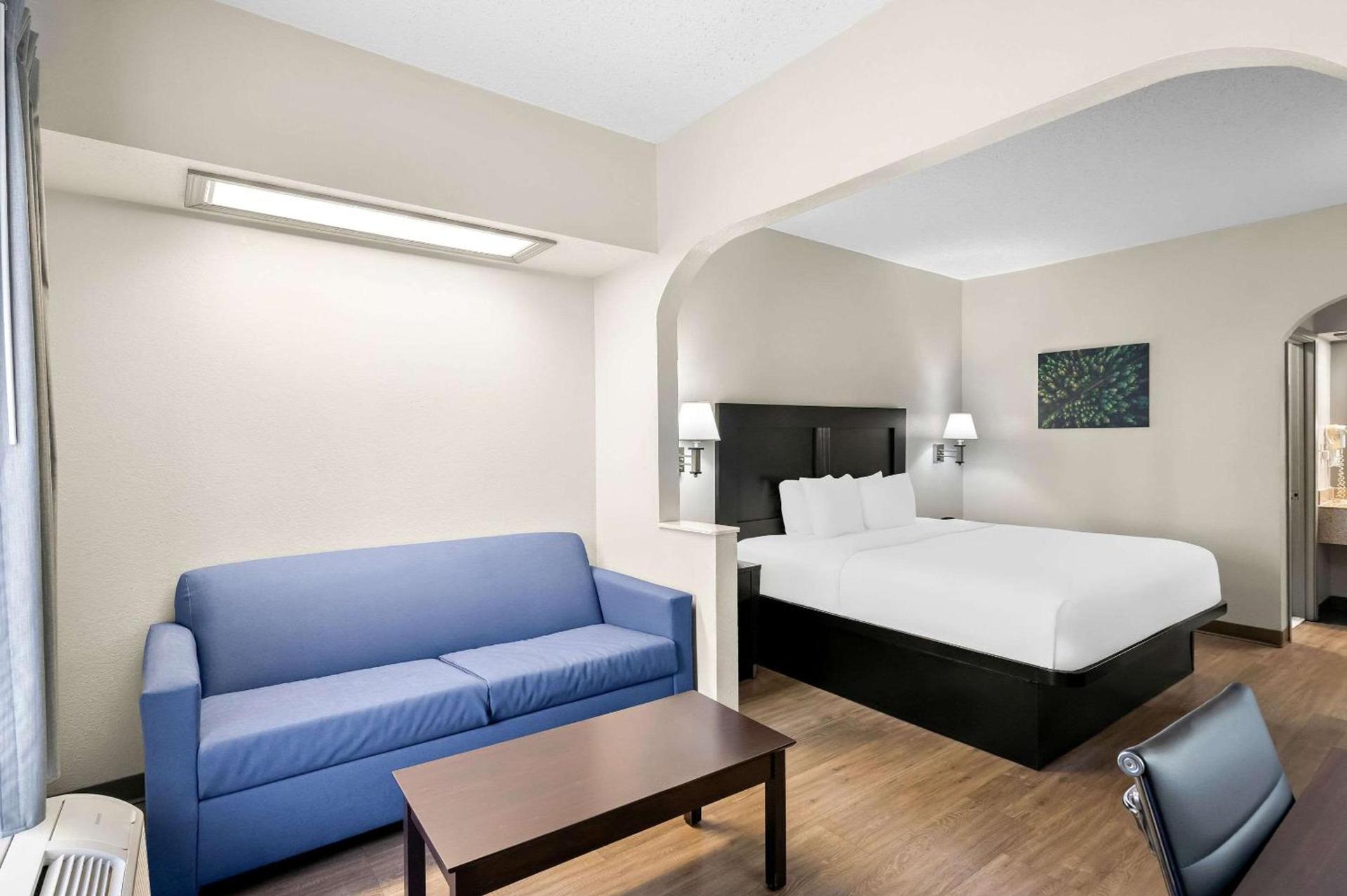 Quality Inn & Suites Monticello photo 23