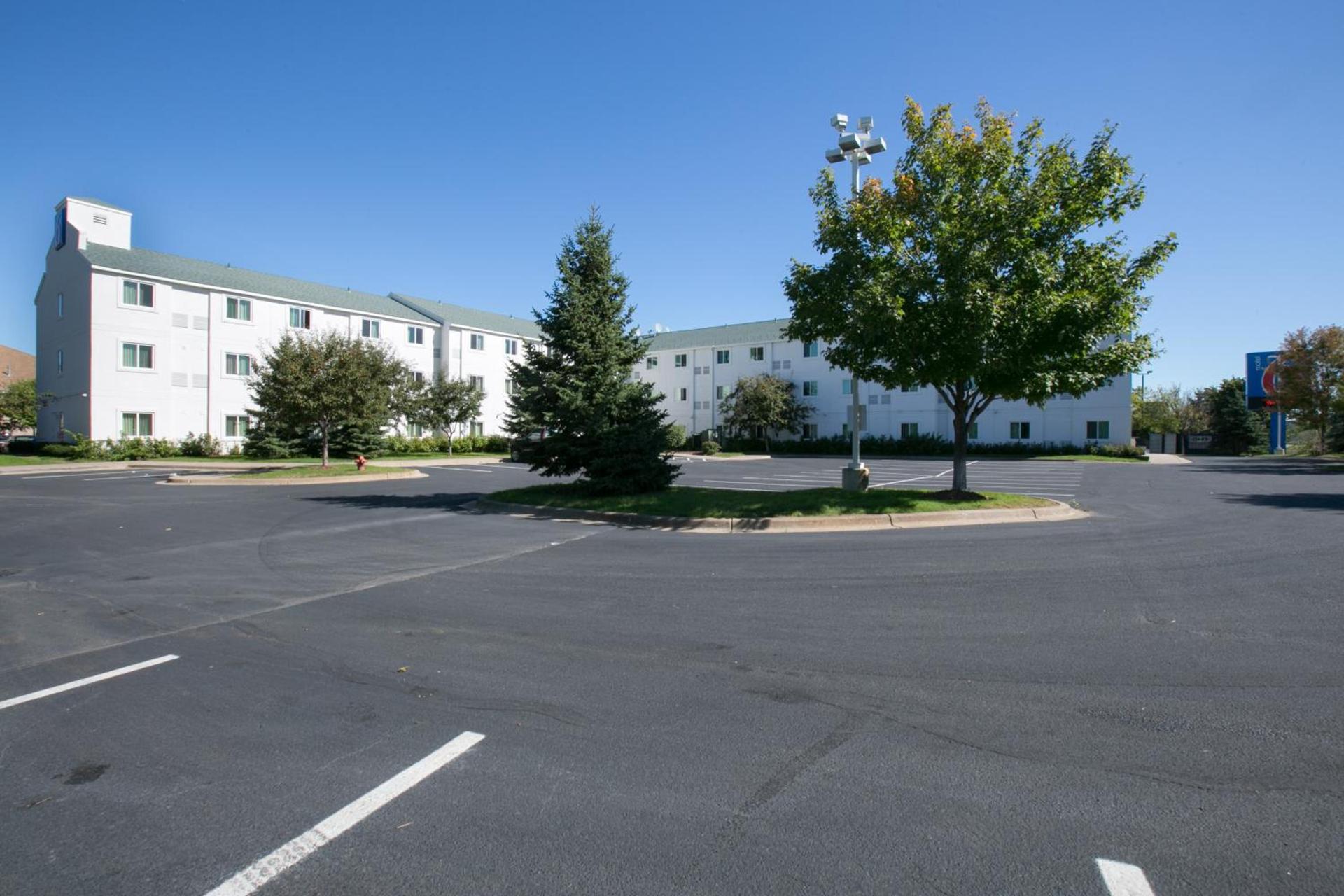 Motel 6-Brooklyn Center, MN - Minneapolis photo 4