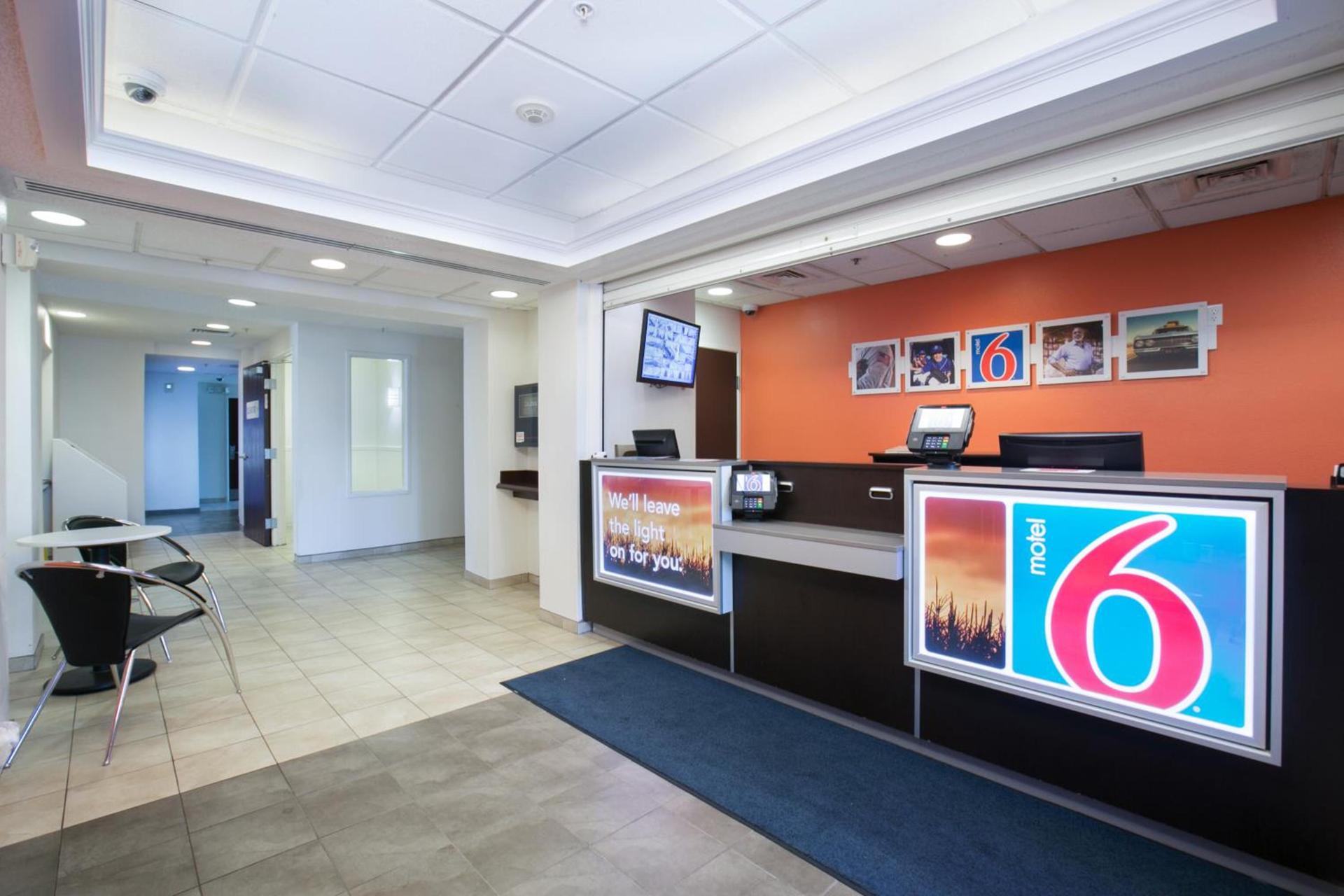 Motel 6-Brooklyn Center, MN - Minneapolis photo 13
