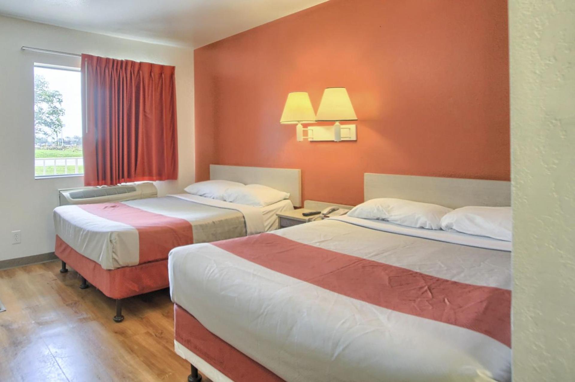 Motel 6-New Cumberland, PA - Harrisburg - Hershey South photo 3