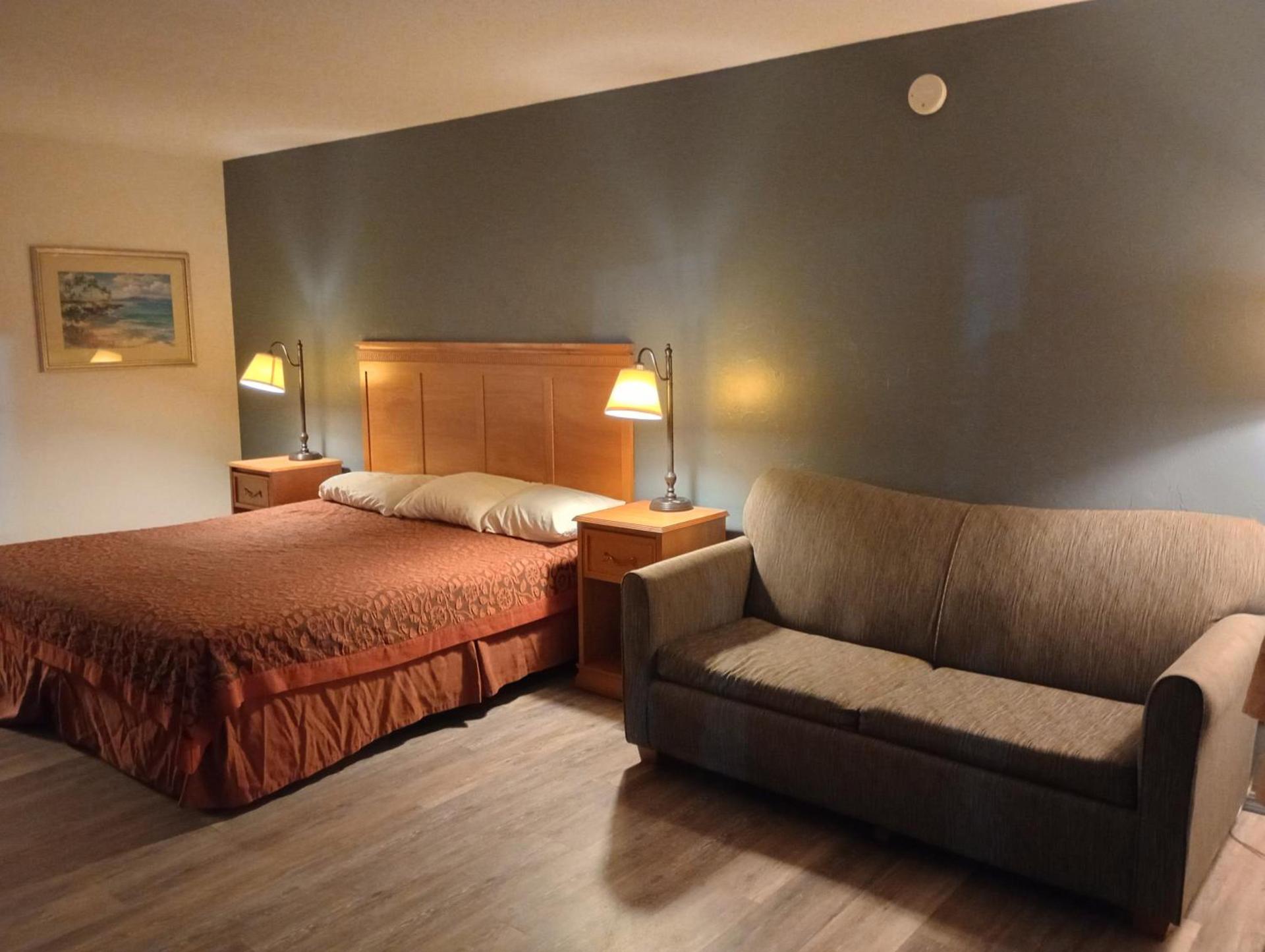 Heritage Inn photo 12