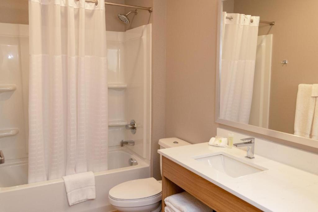 LivAway Suites Nashville-Smyrna photo 8