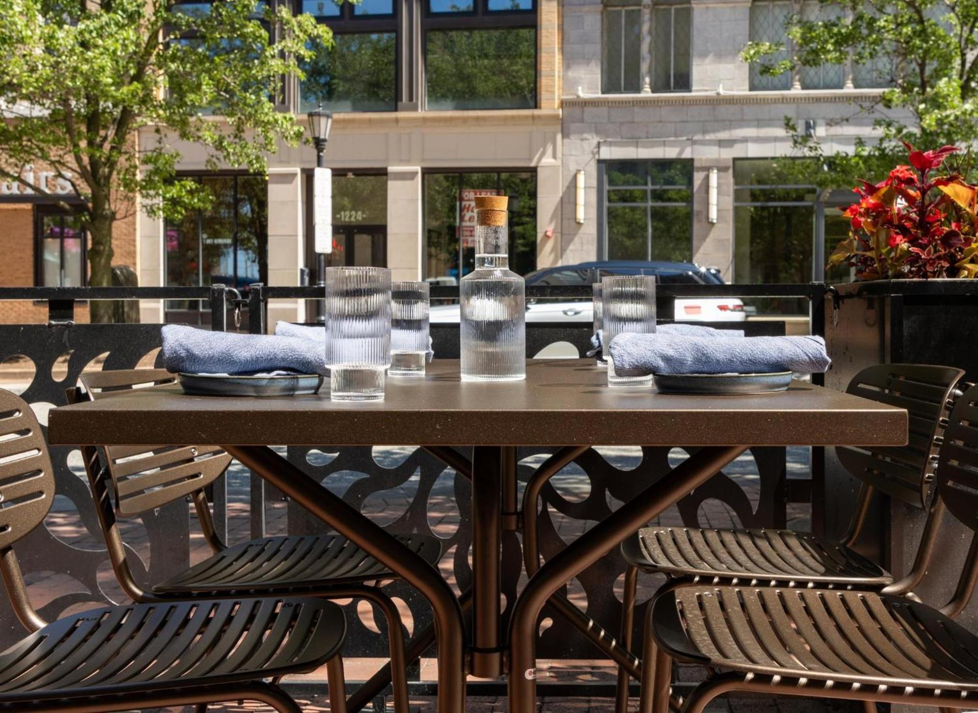 Crowne Plaza Cleveland at Playhouse Square by IHG photo 75