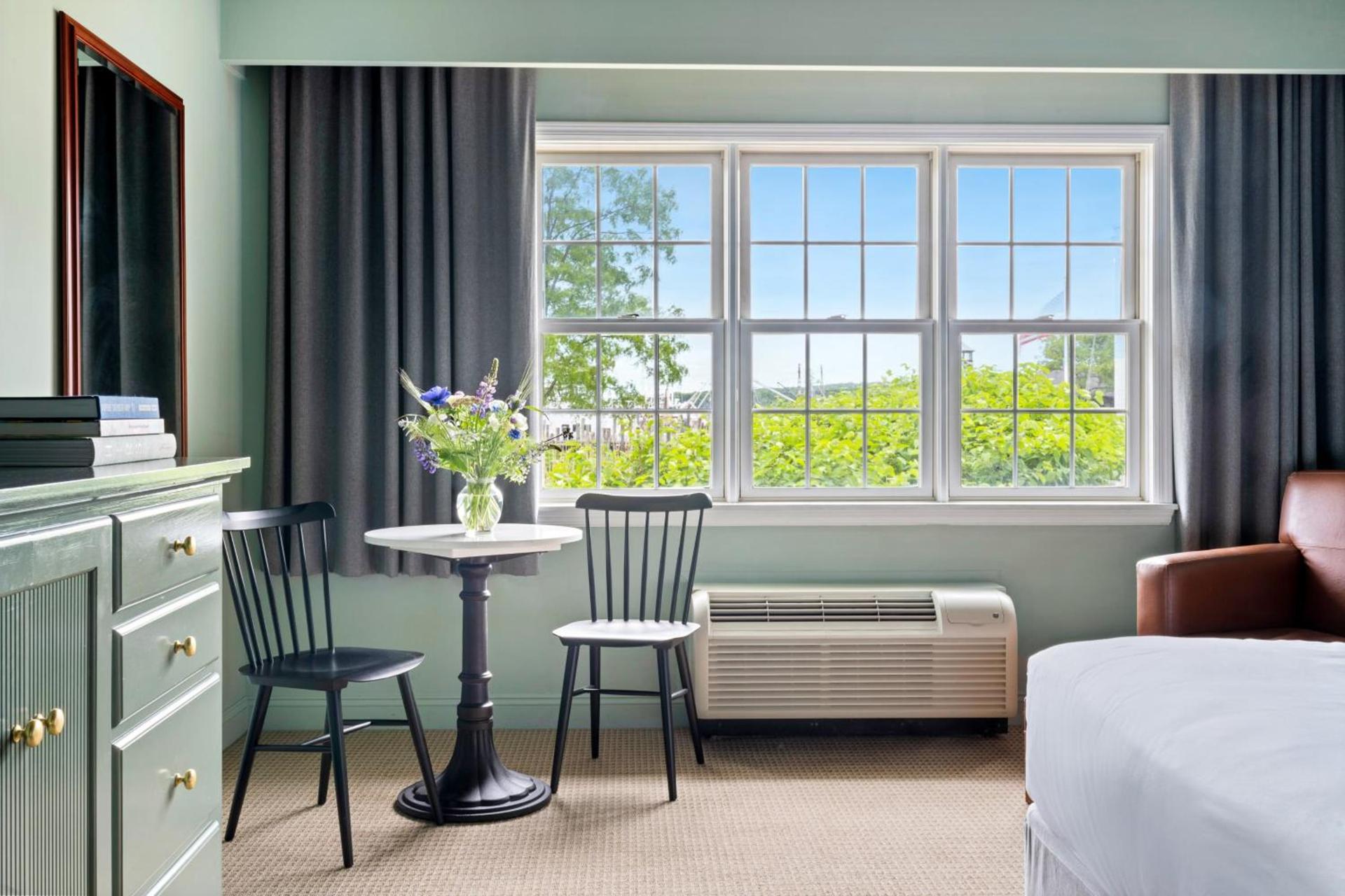 The Harbor Front Inn photo 89