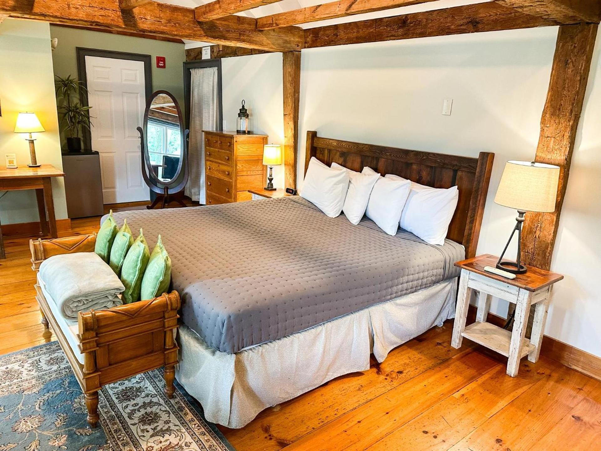 The Black Walnut Inn photo 19