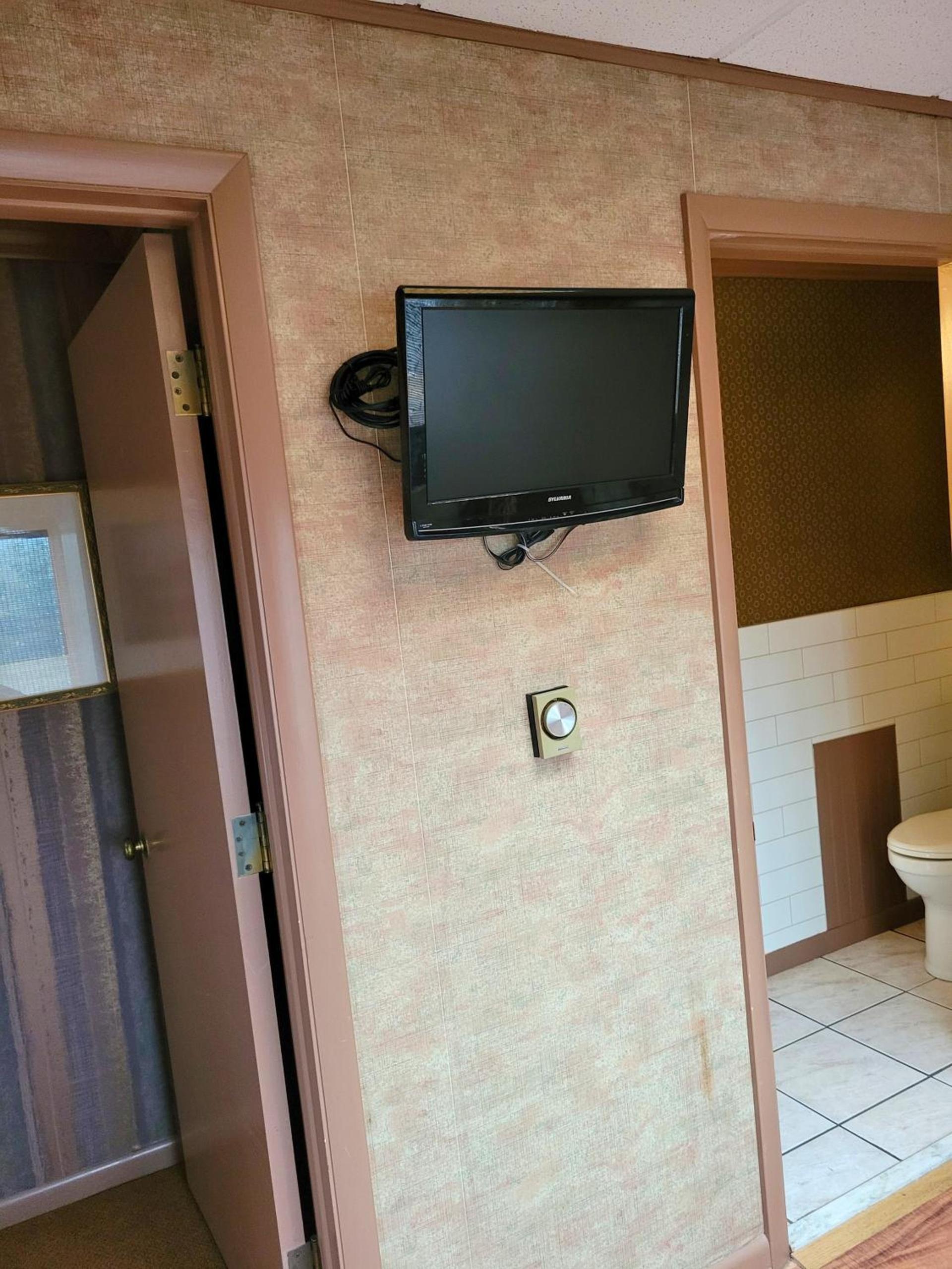 Altland House Inn & Suites photo 78