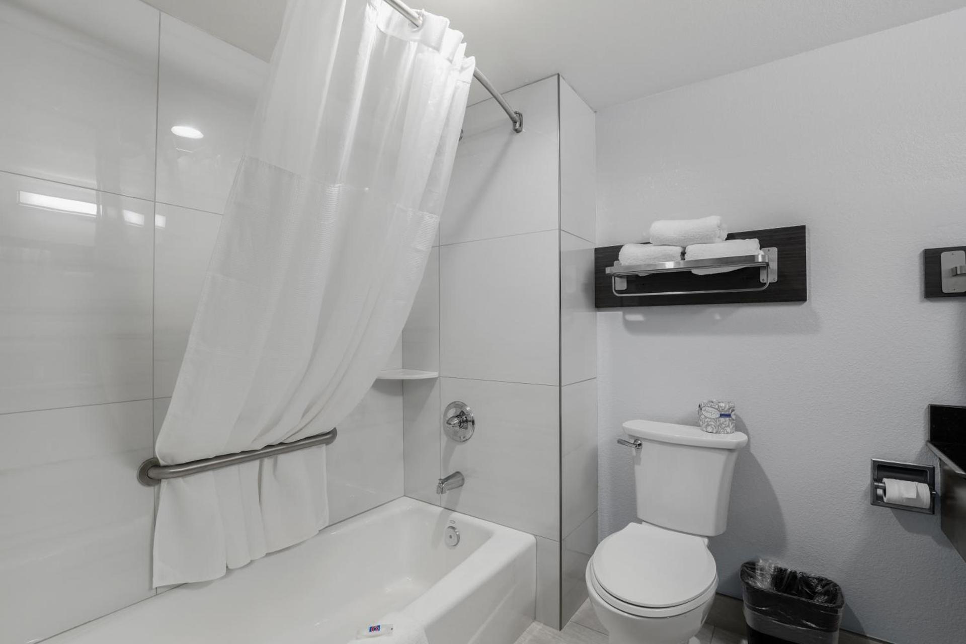 Studio 6 Suites Perris, CA photo 53