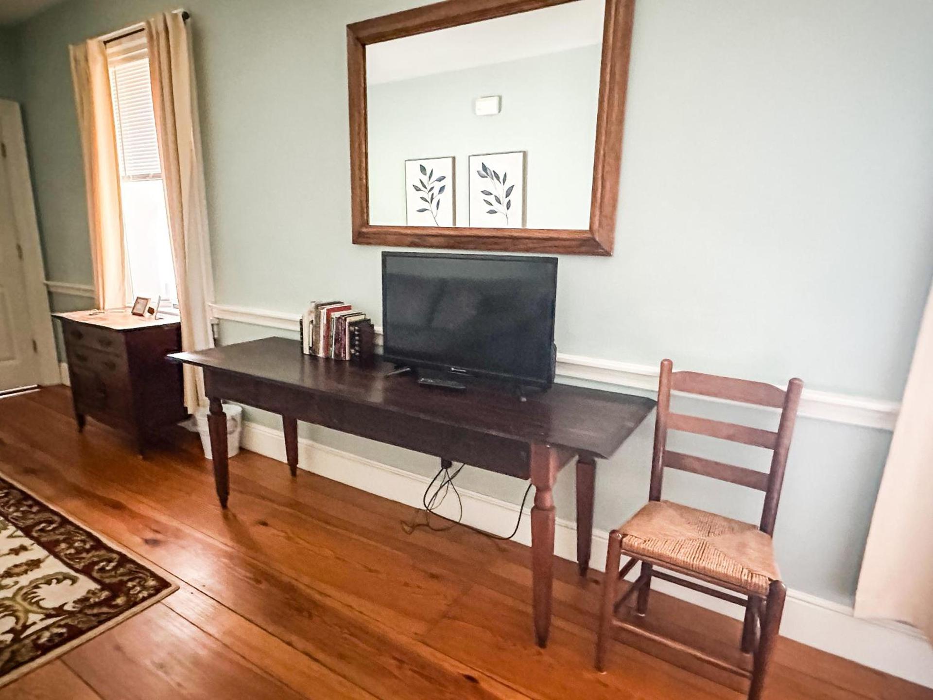 The Black Walnut Inn photo 28