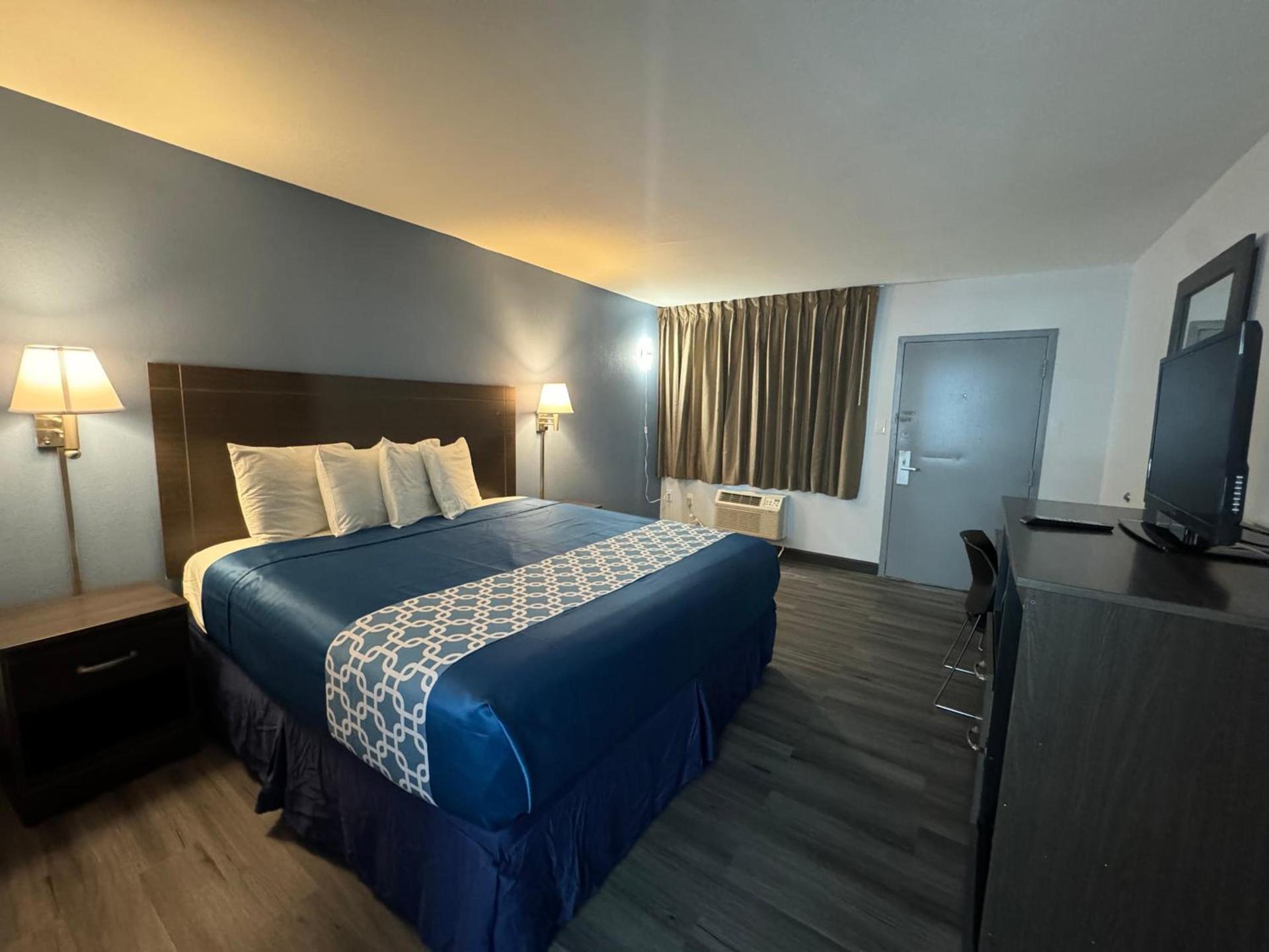 Days Inn by Wyndham Gainesville Hospital - University Area photo 9