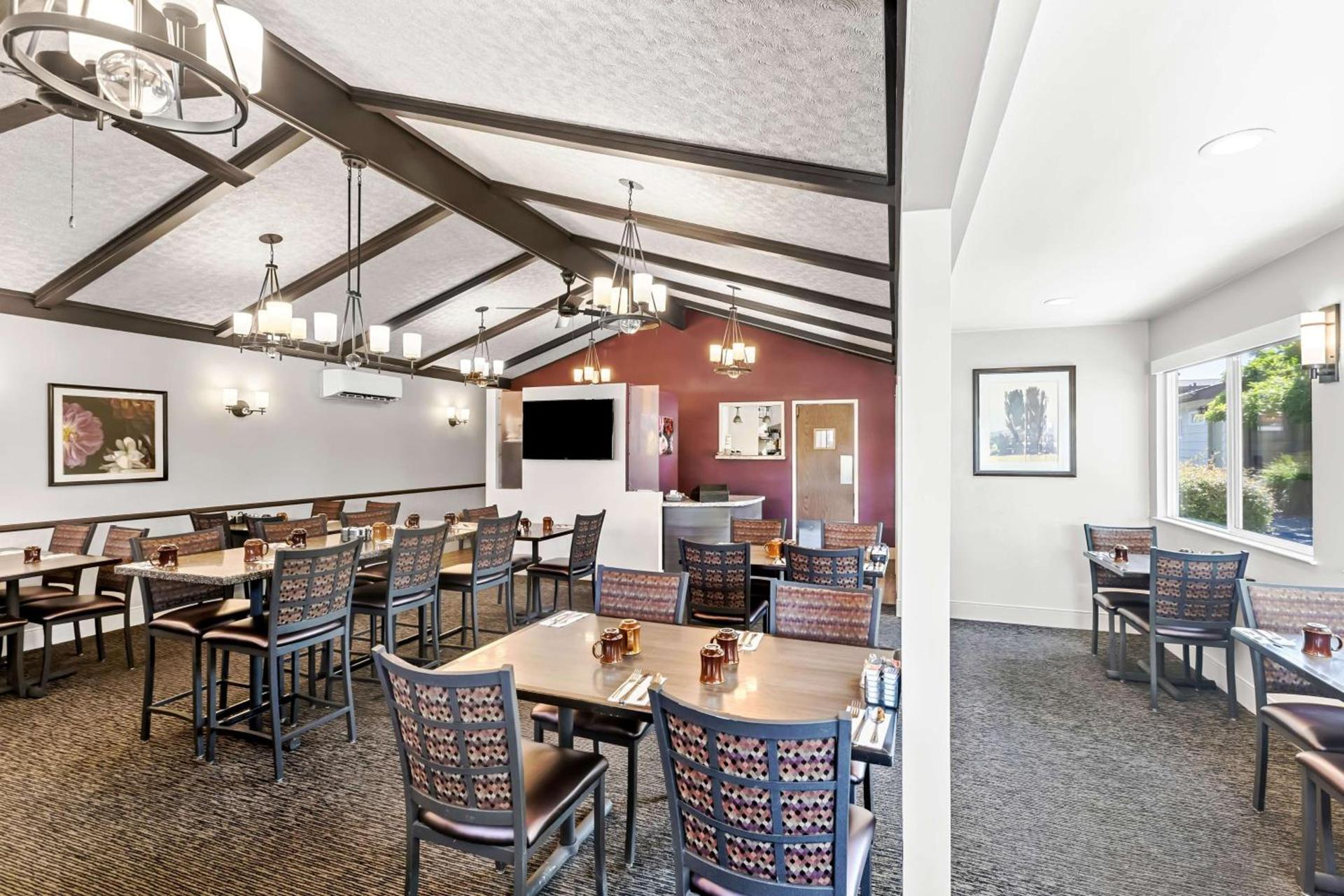 Best Western Garden Inn photo 36