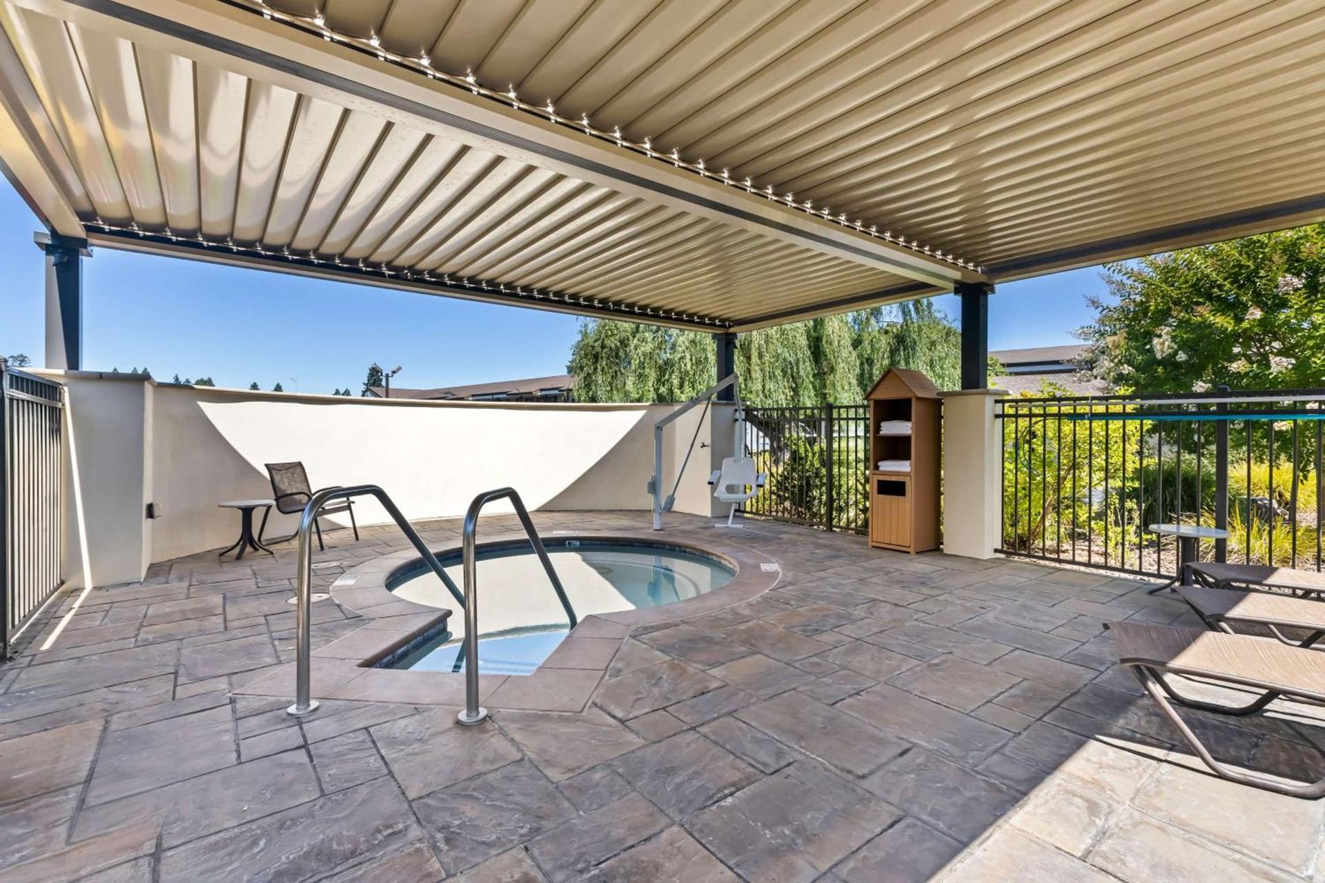 Best Western Garden Inn photo 8