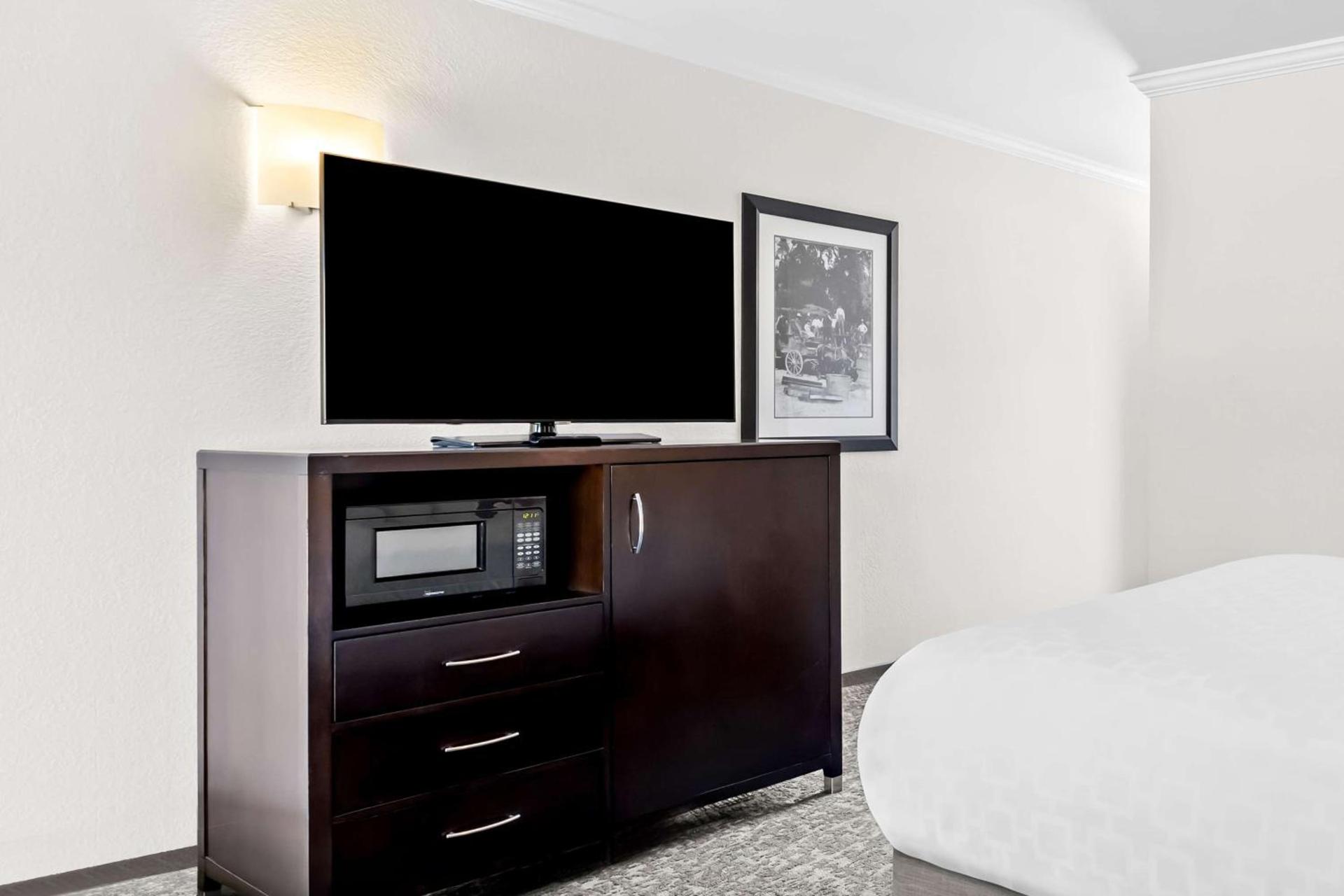 Best Western Garden Inn photo 17