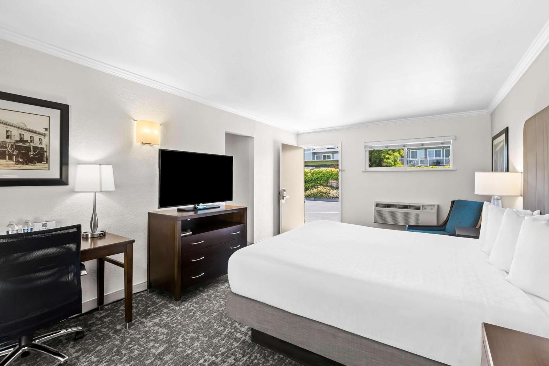 Best Western Garden Inn photo 37