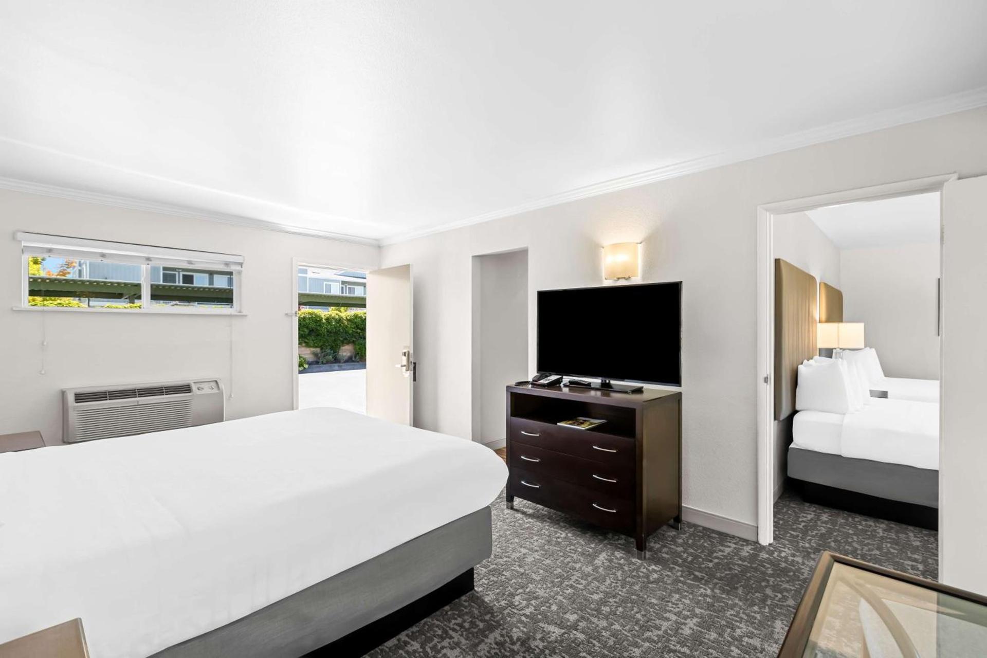 Best Western Garden Inn photo 25