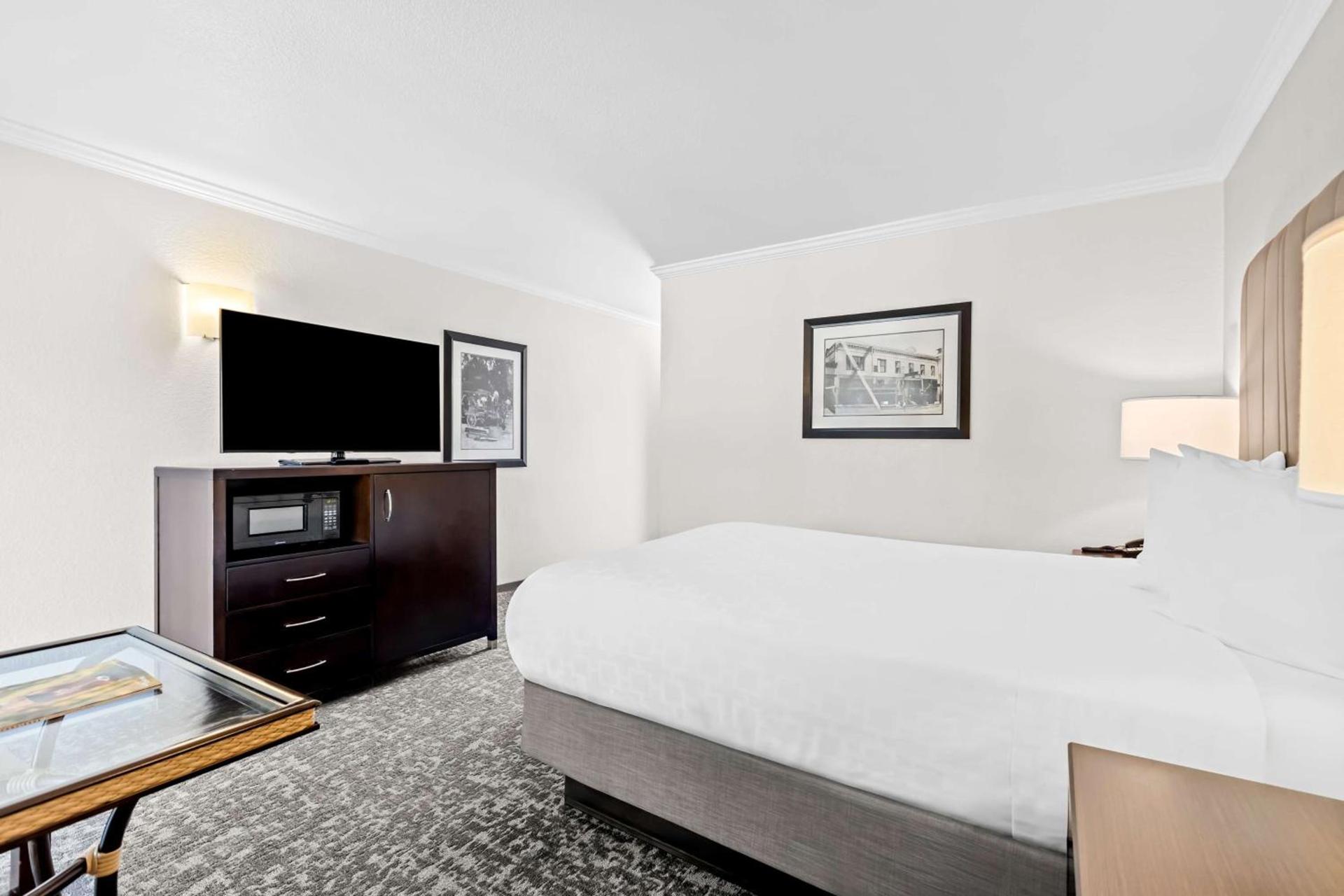 Best Western Garden Inn photo 29
