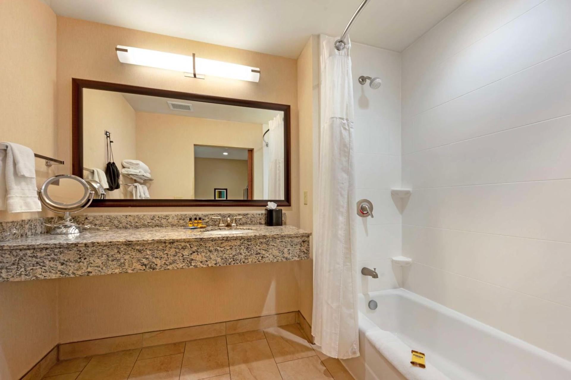 Best Western Plus French Lick photo 42