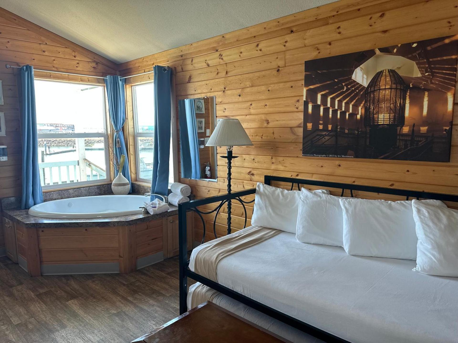 Westport Marina Cottages photo 31