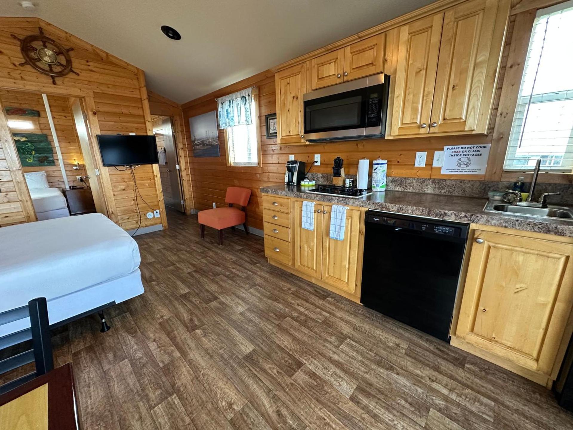 Westport Marina Cottages photo 36