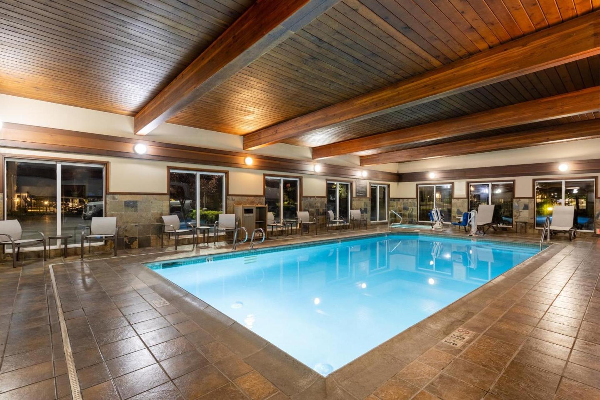 Holiday Inn Express Vancouver North by IHG photo 29