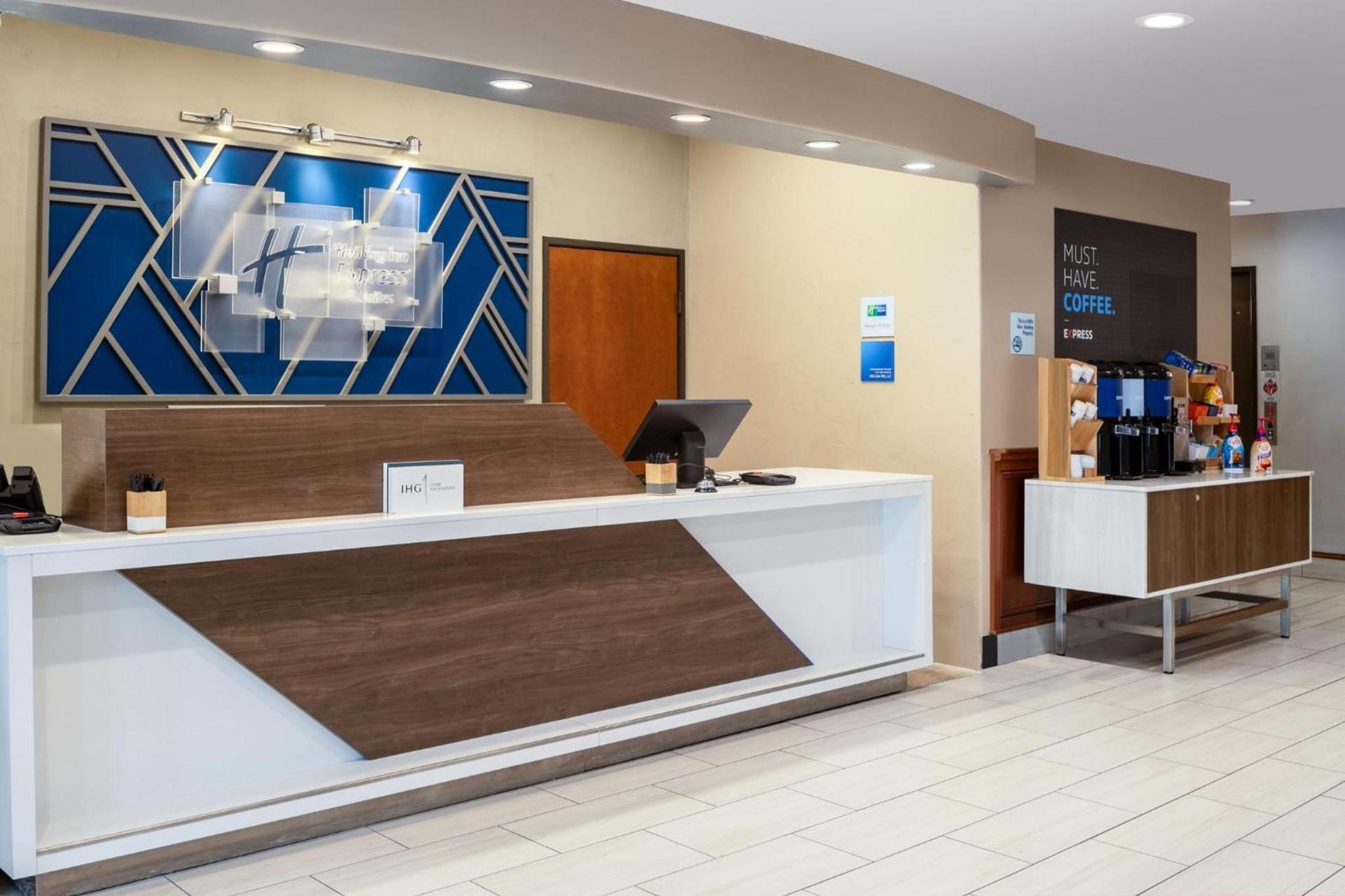 Holiday Inn Express Vancouver North by IHG photo 31