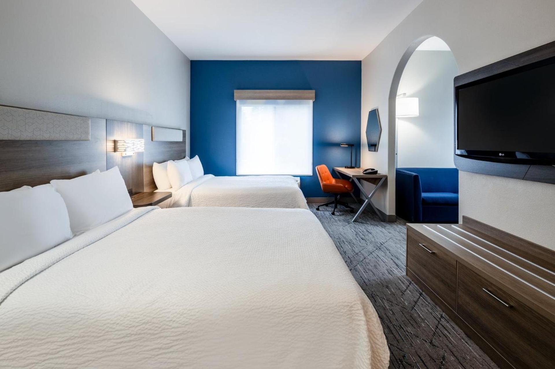 Holiday Inn Express Vancouver North by IHG photo 51