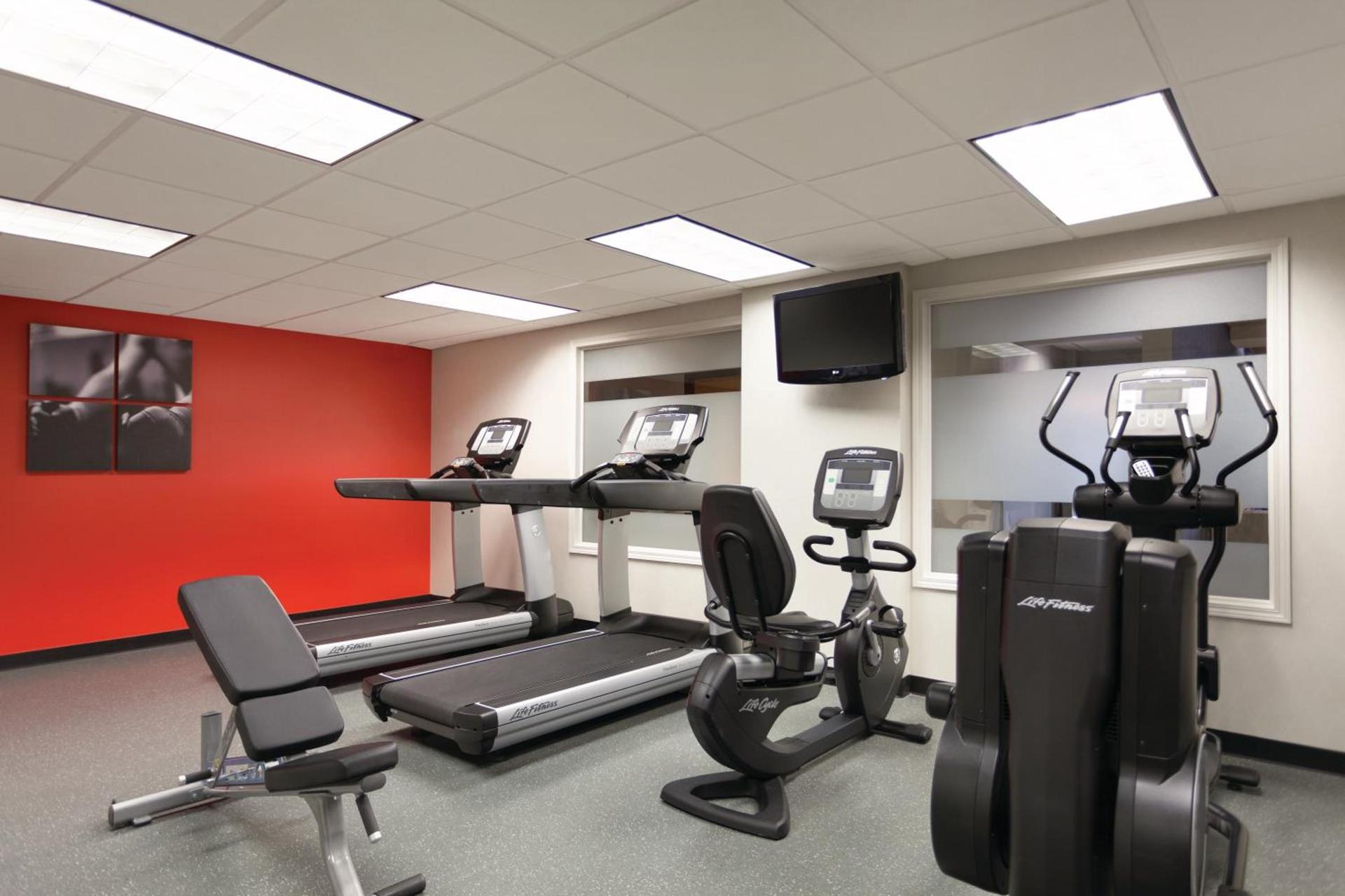 Hampton Inn By Hilton Addison Dallas photo 39