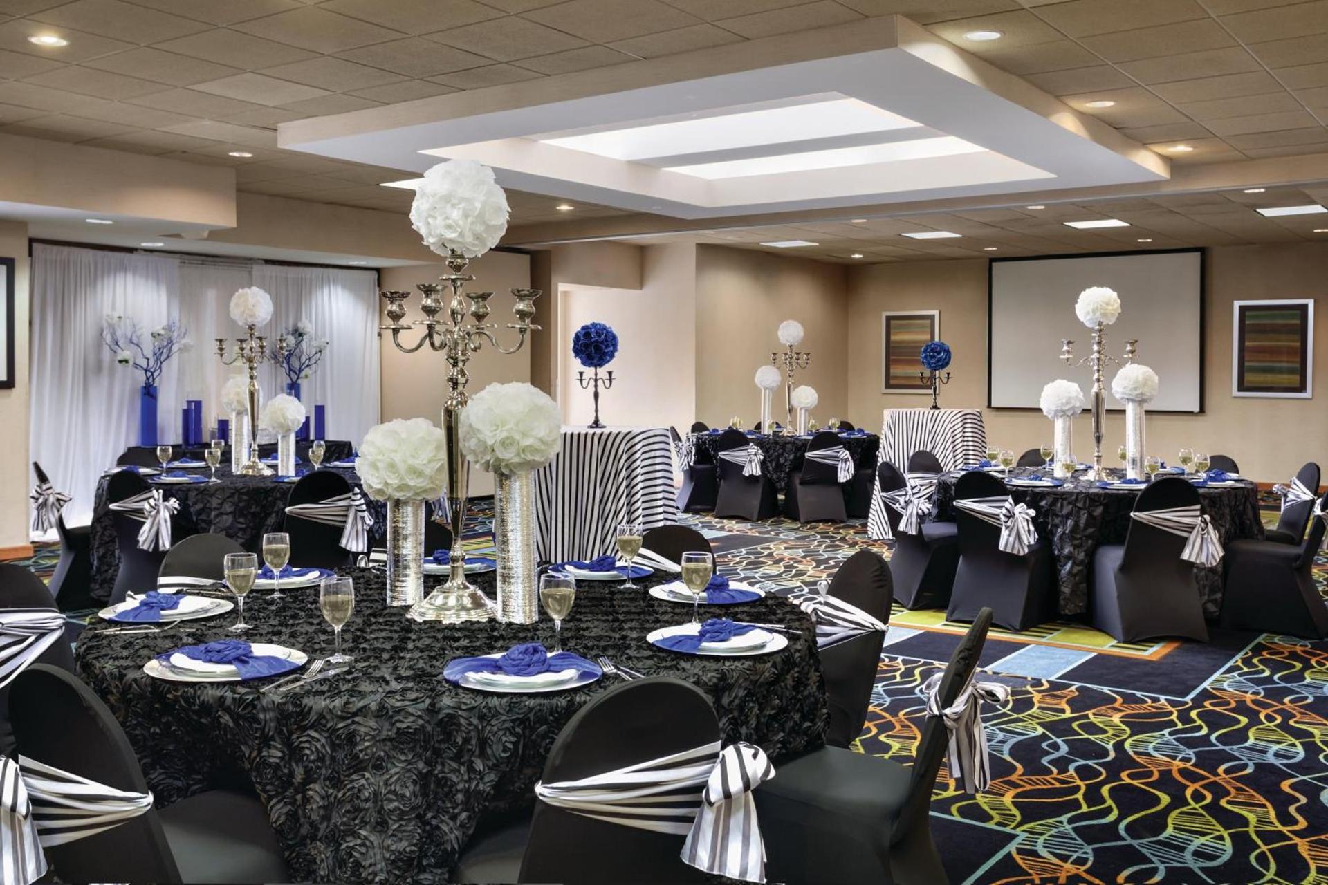 Hampton Inn By Hilton Addison Dallas photo 43