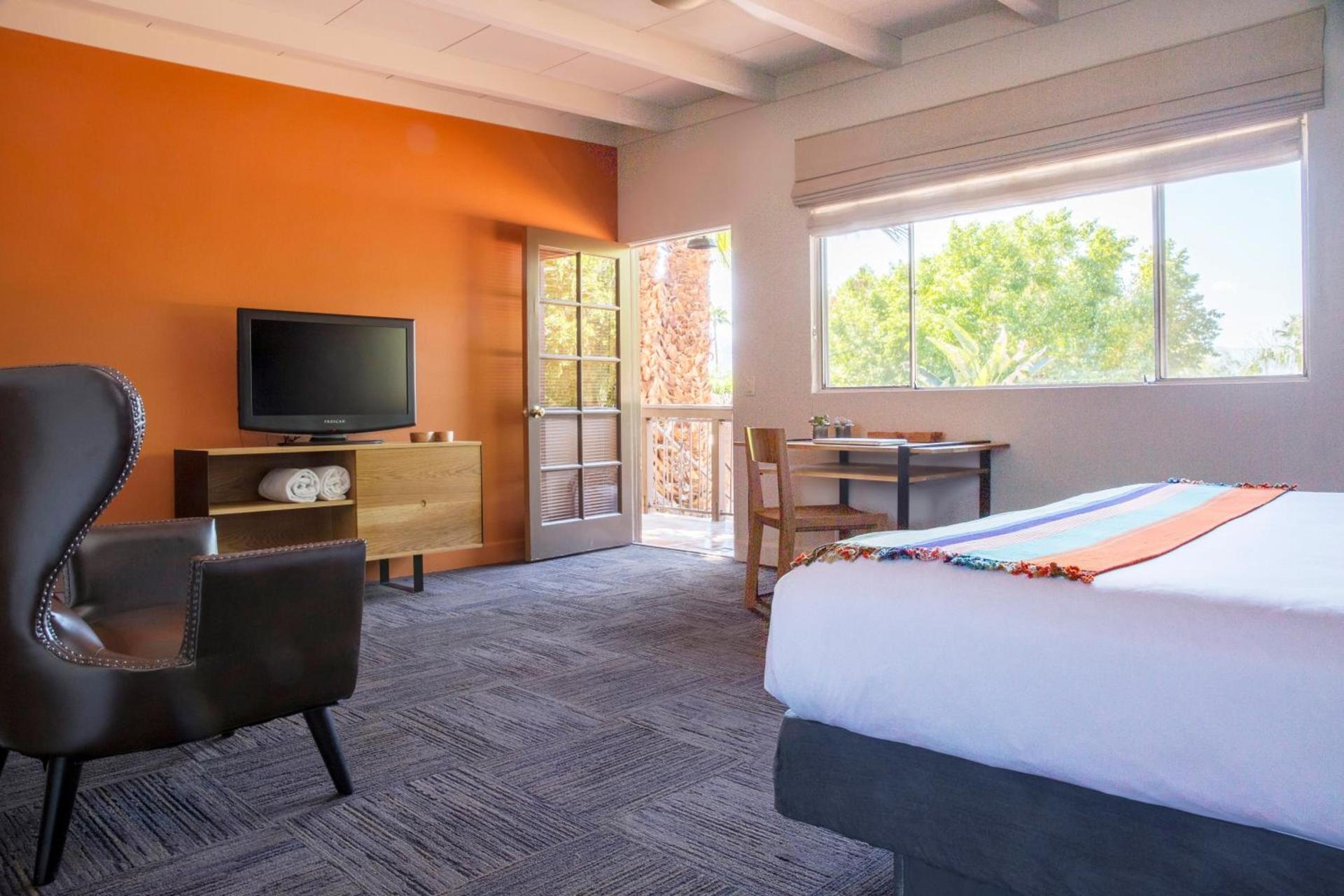 Santiago Resort - Palm Springs Premier Gay Men’s Resort photo 60