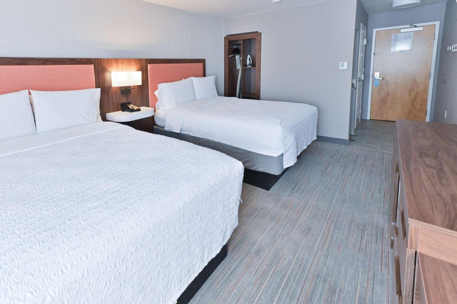 Hampton Inn Fremont photo 28