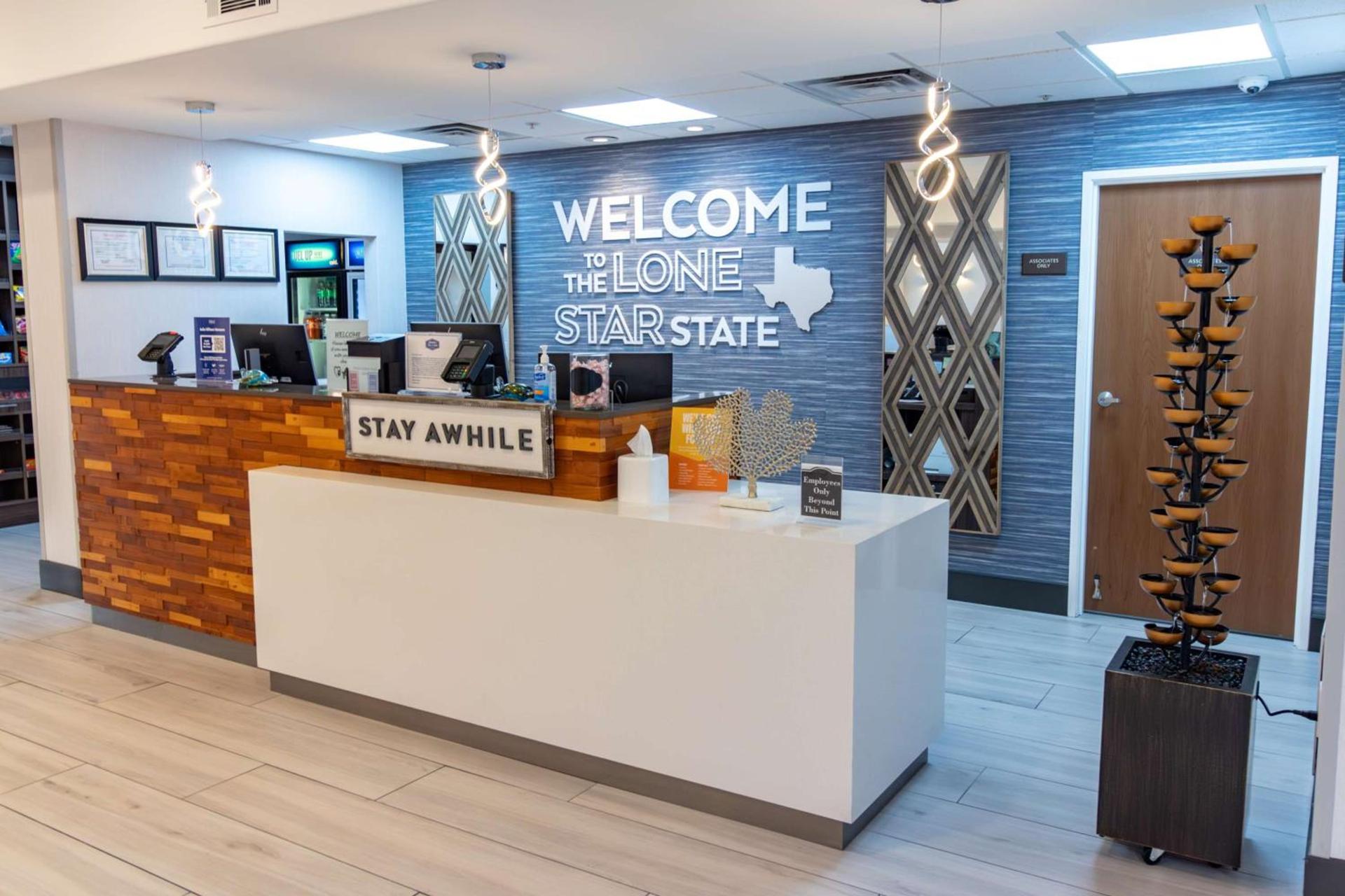 Hampton Inn & Suites Denton photo 5