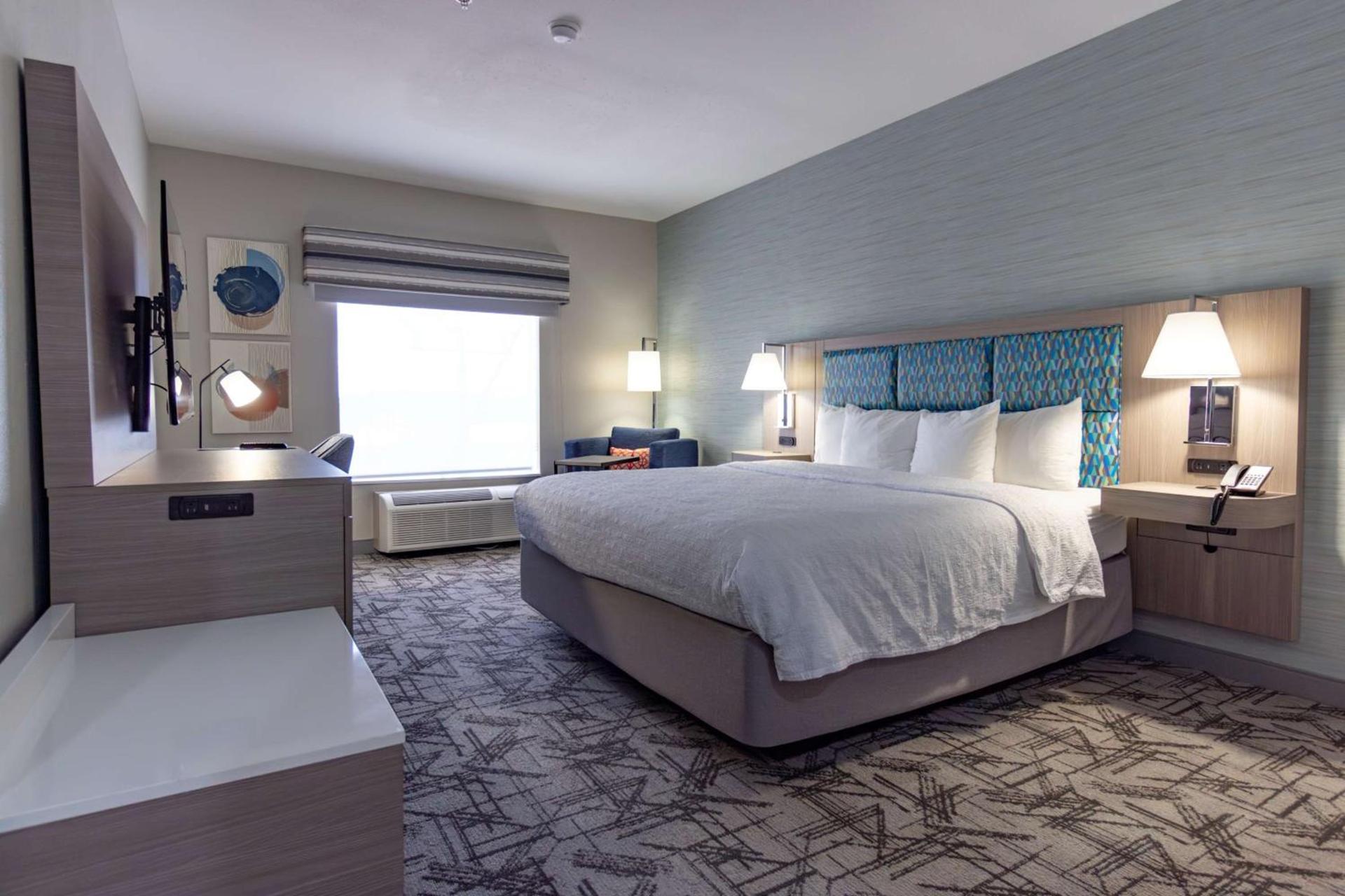 Hampton Inn & Suites Denton photo 30