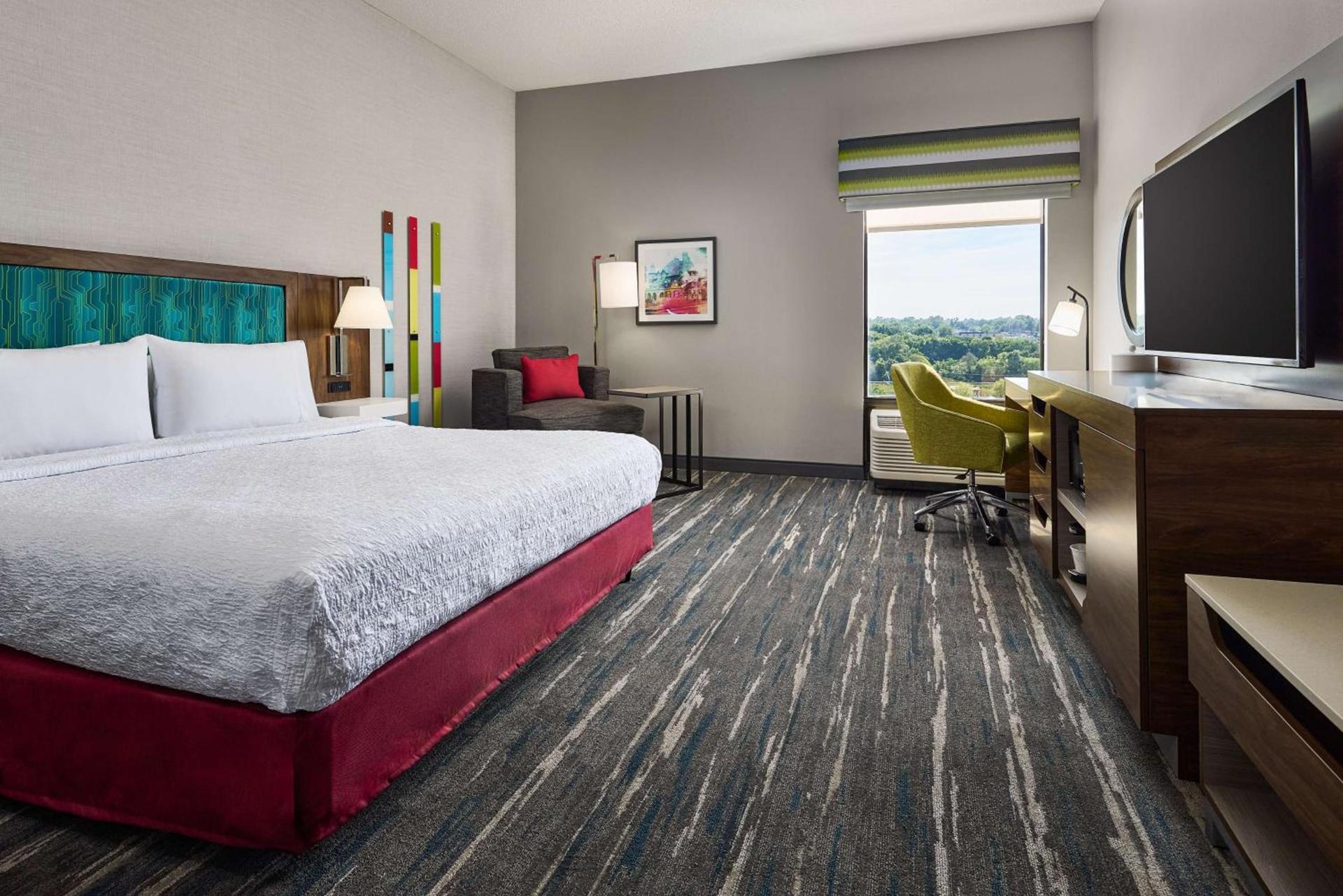 Hampton Inn Massillon photo 25