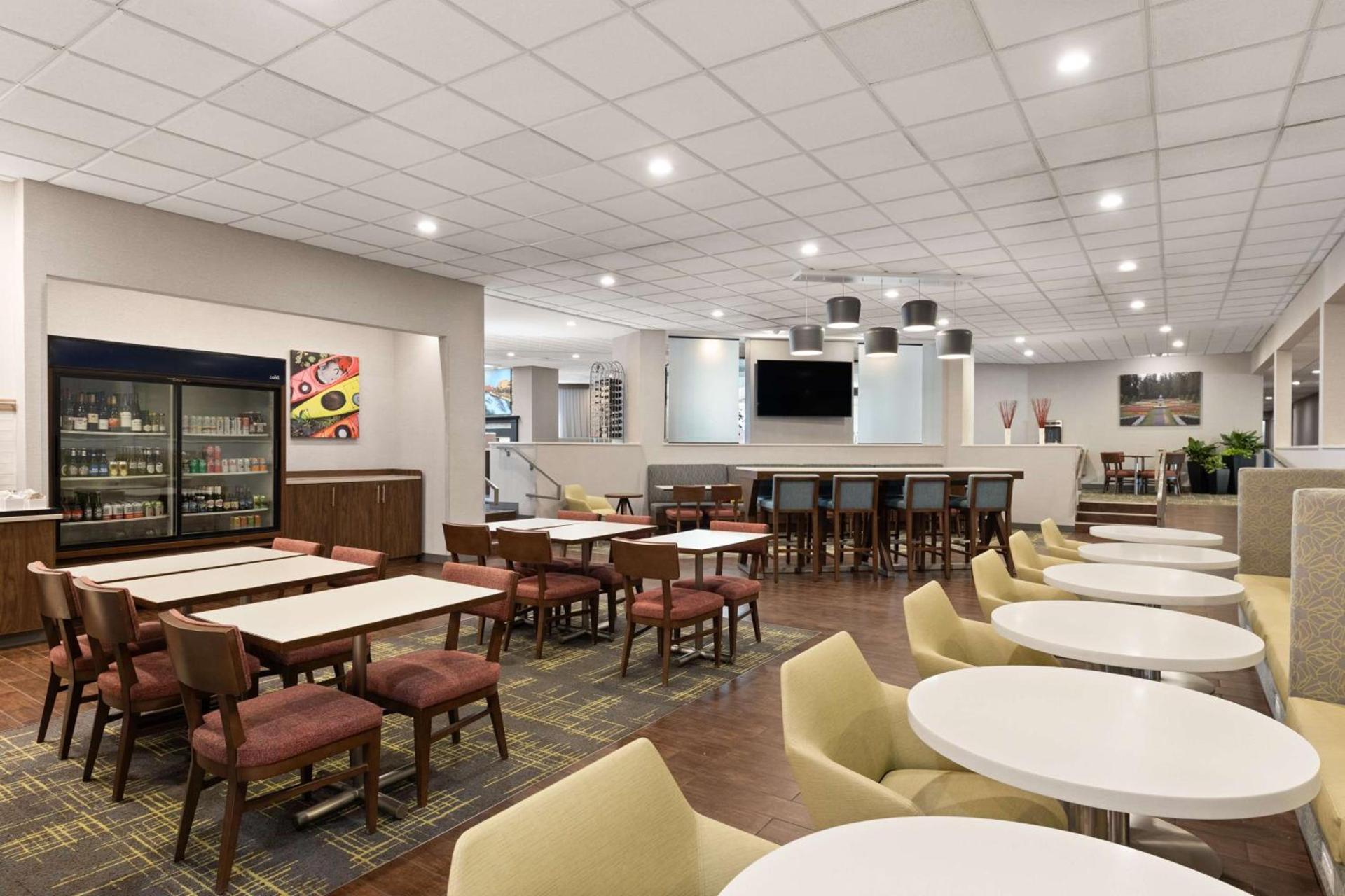 Hampton Inn Spokane Airport photo 10