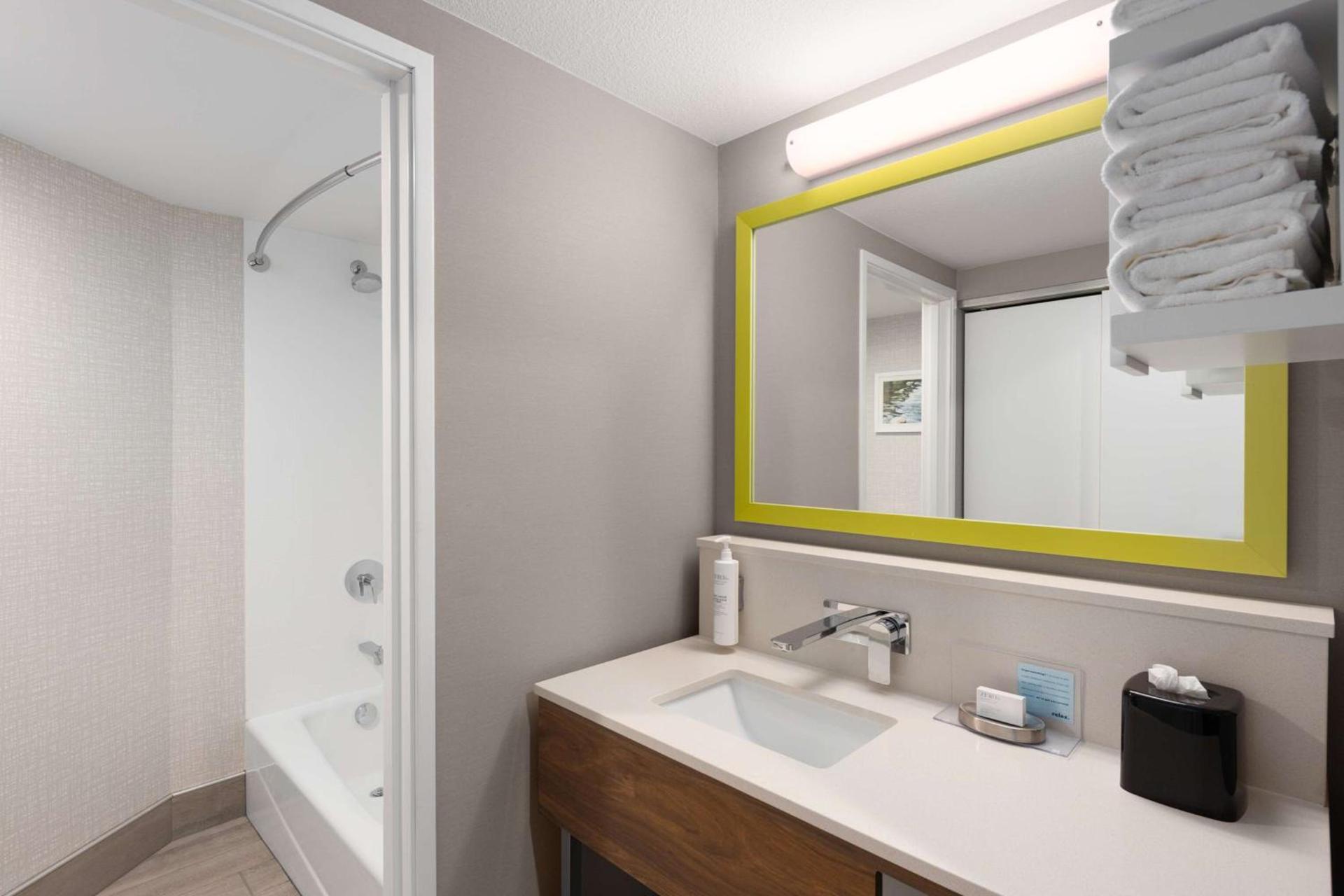 Hampton Inn Spokane Airport photo 30