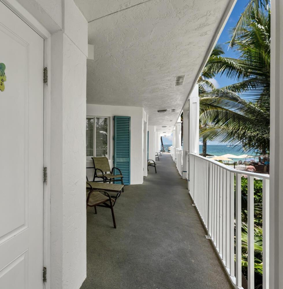 Vanderbilt Beach Resort photo 63