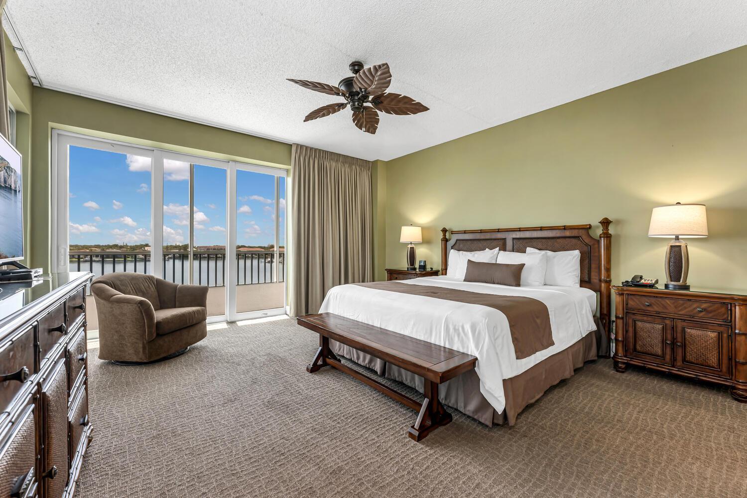 Vanderbilt Beach Resort photo 55