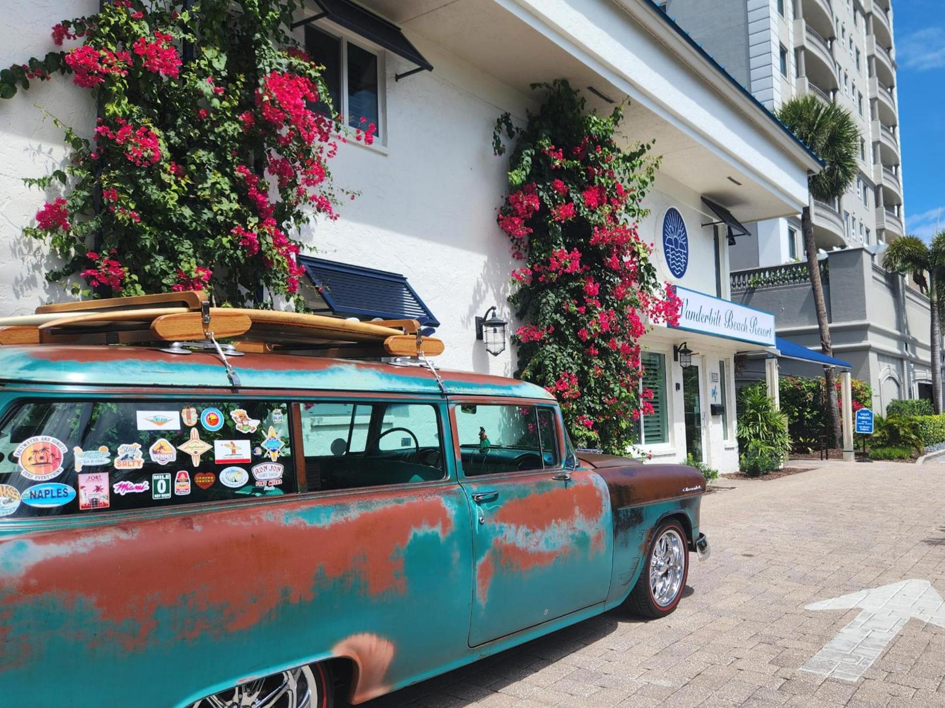 Vanderbilt Beach Resort photo 66