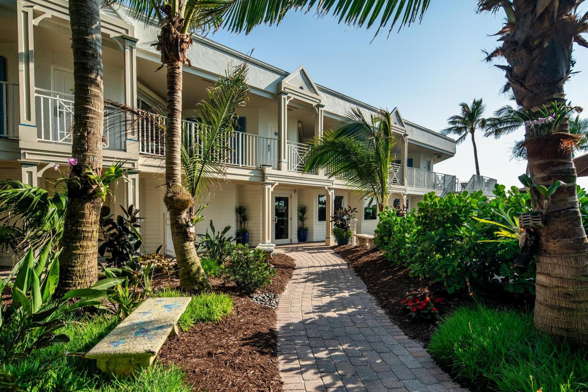 Vanderbilt Beach Resort photo 94