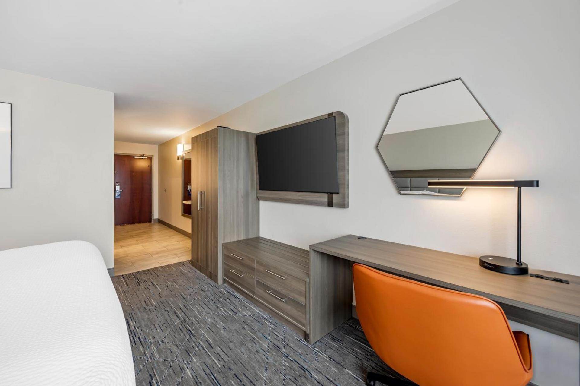 Holiday Inn Express White House by IHG photo 13