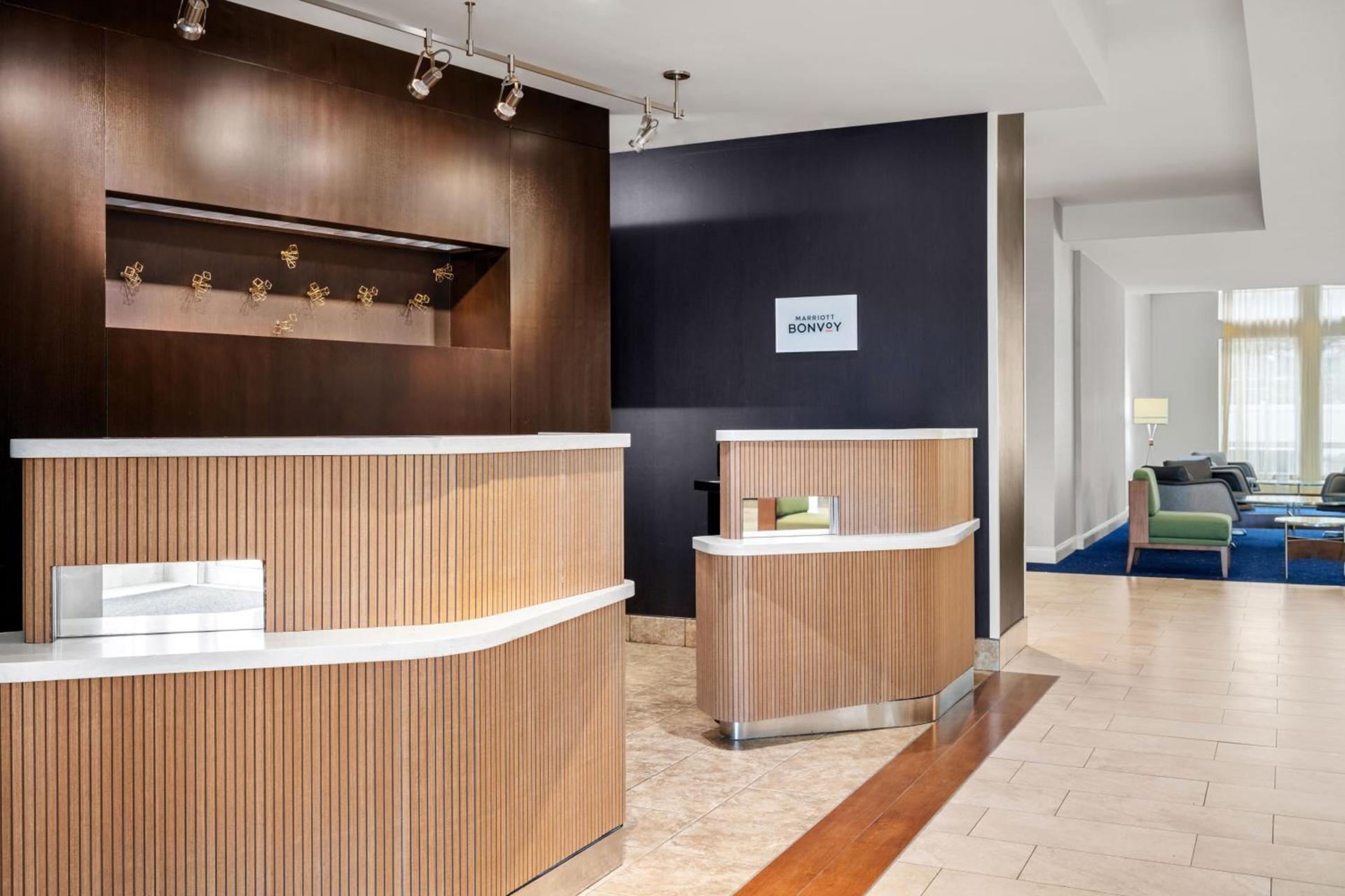 Courtyard by Marriott Evansville East photo 11