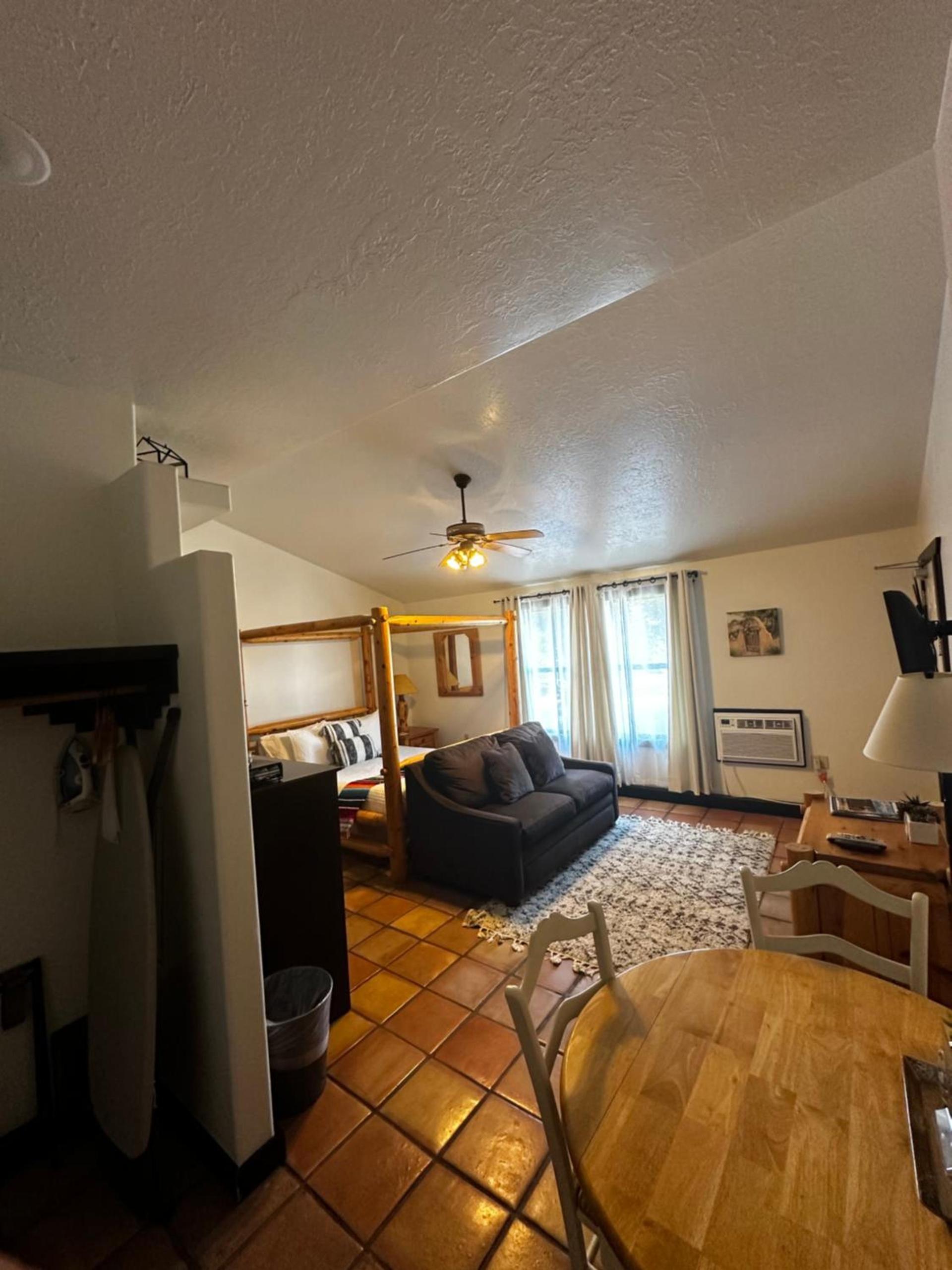 Adobe Rose Boutique Inn photo 17