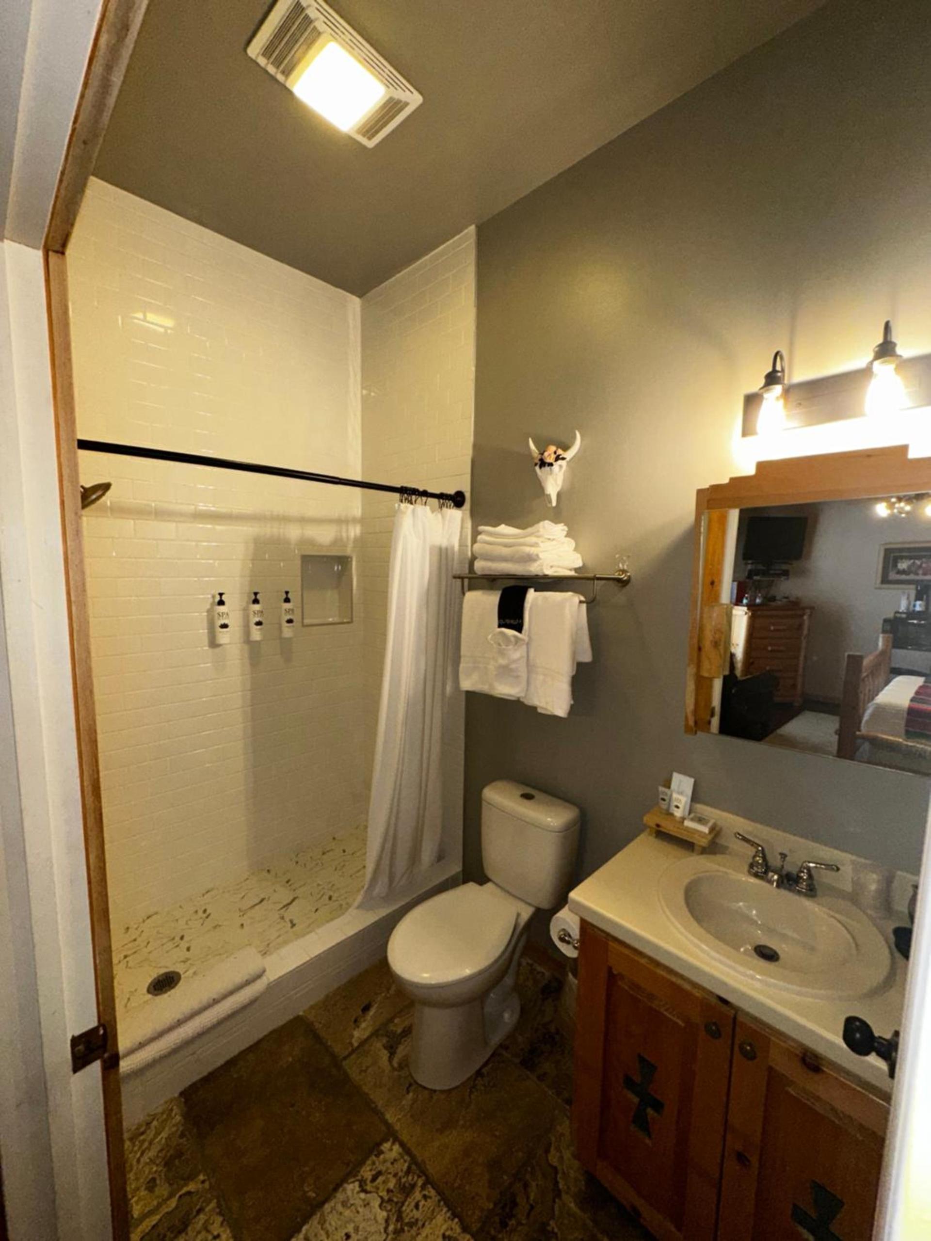 Adobe Rose Boutique Inn photo 10