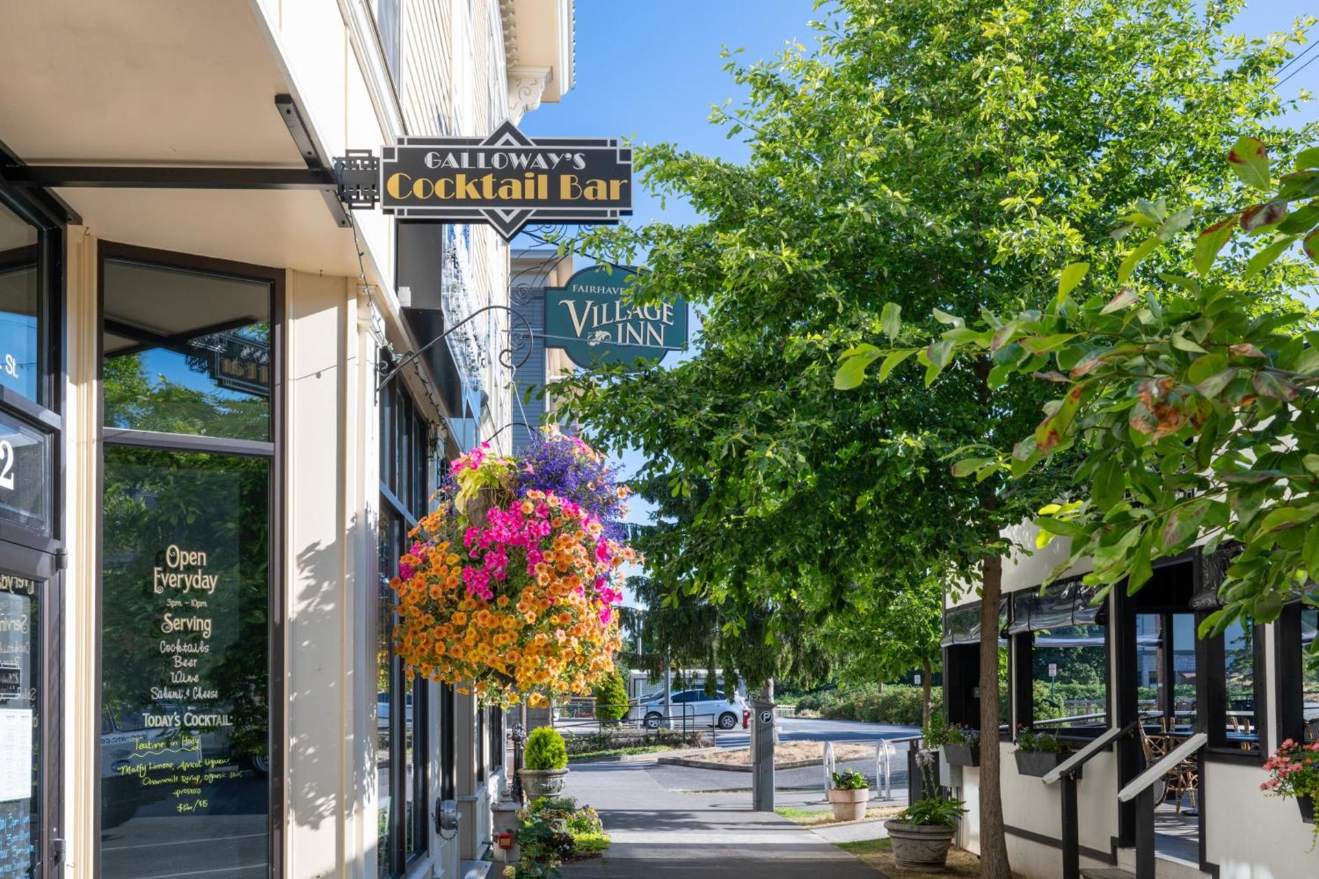 Fairhaven Village Inn photo 59
