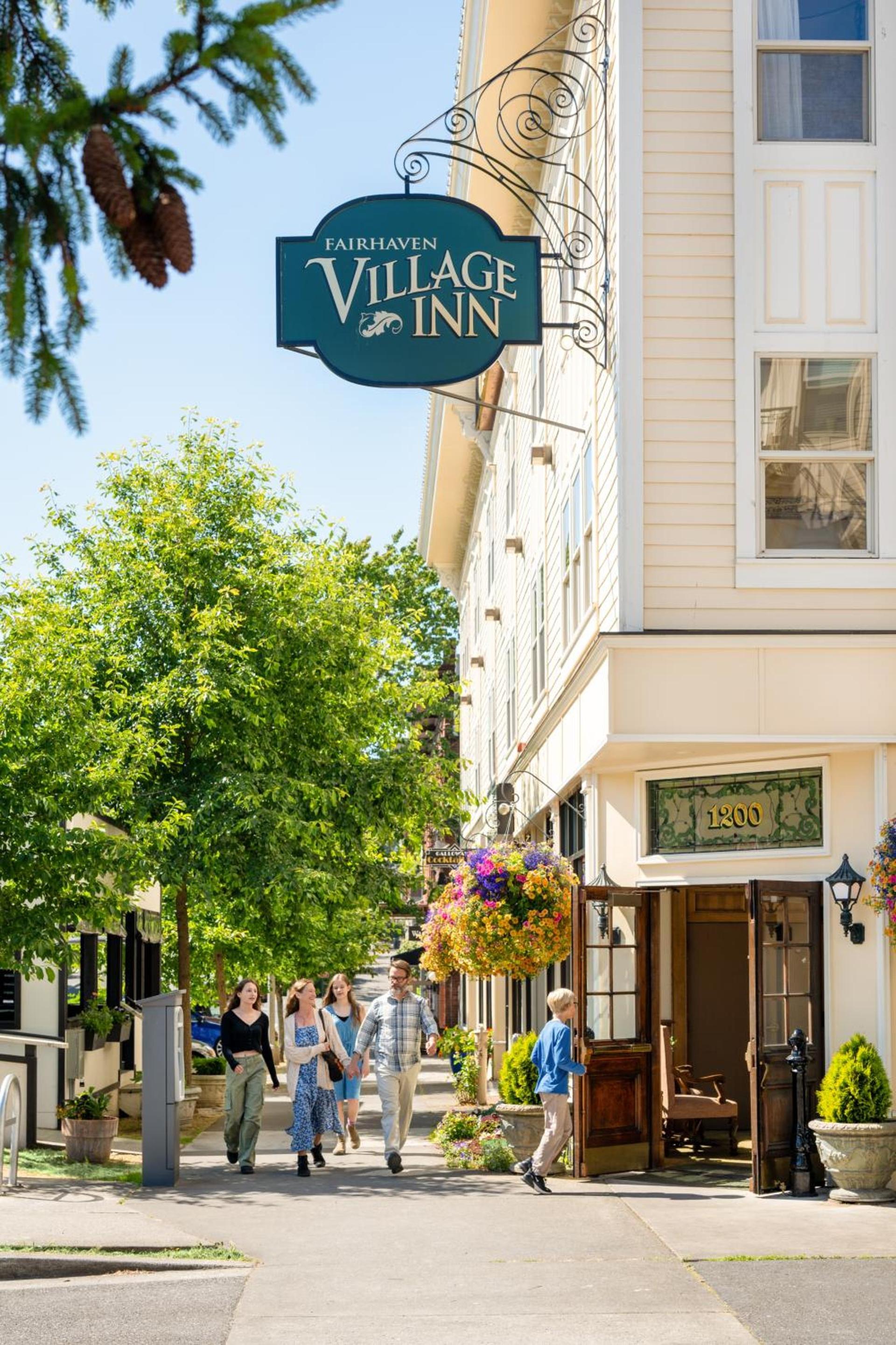 Fairhaven Village Inn photo 63