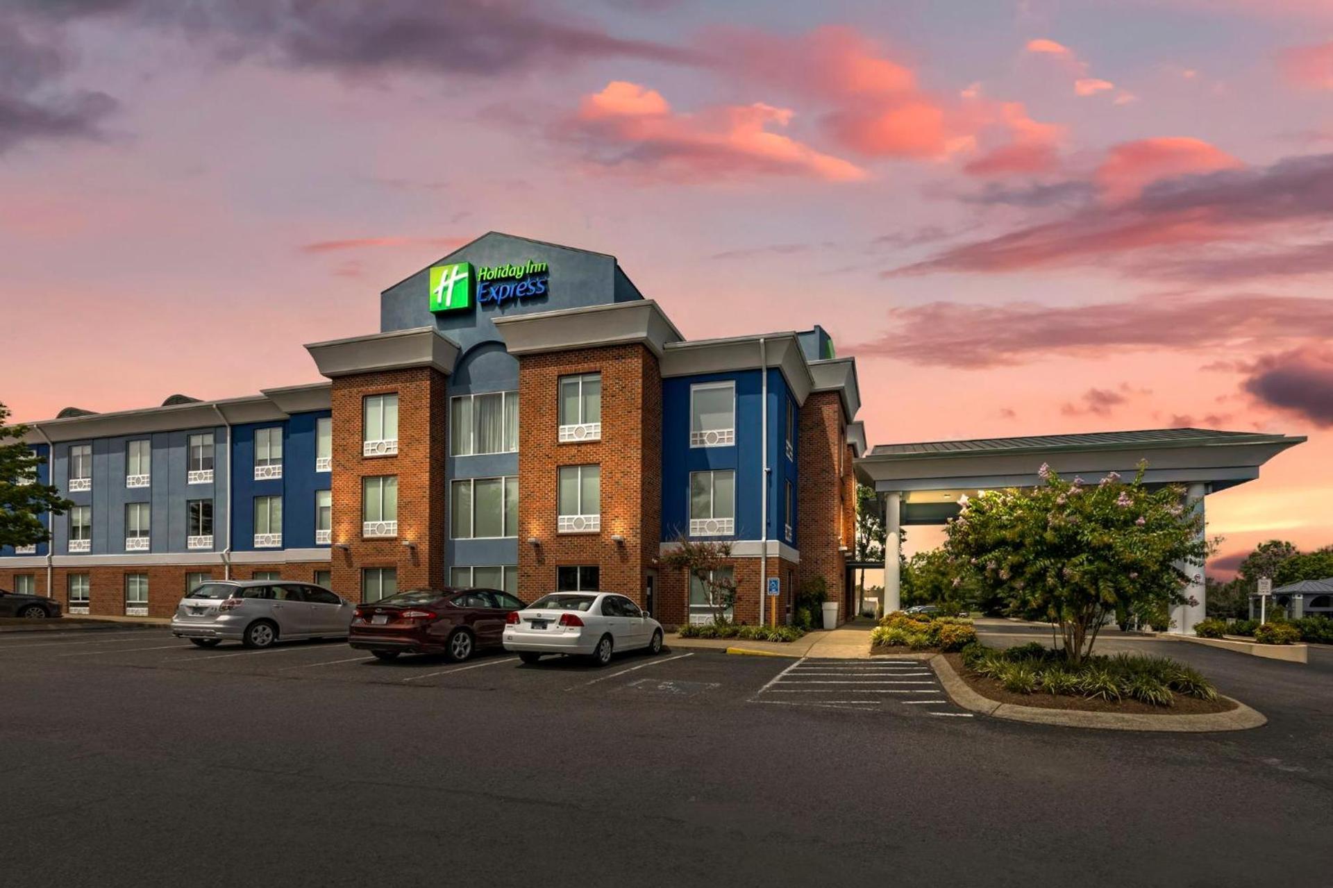 Holiday Inn Express White House by IHG photo 48